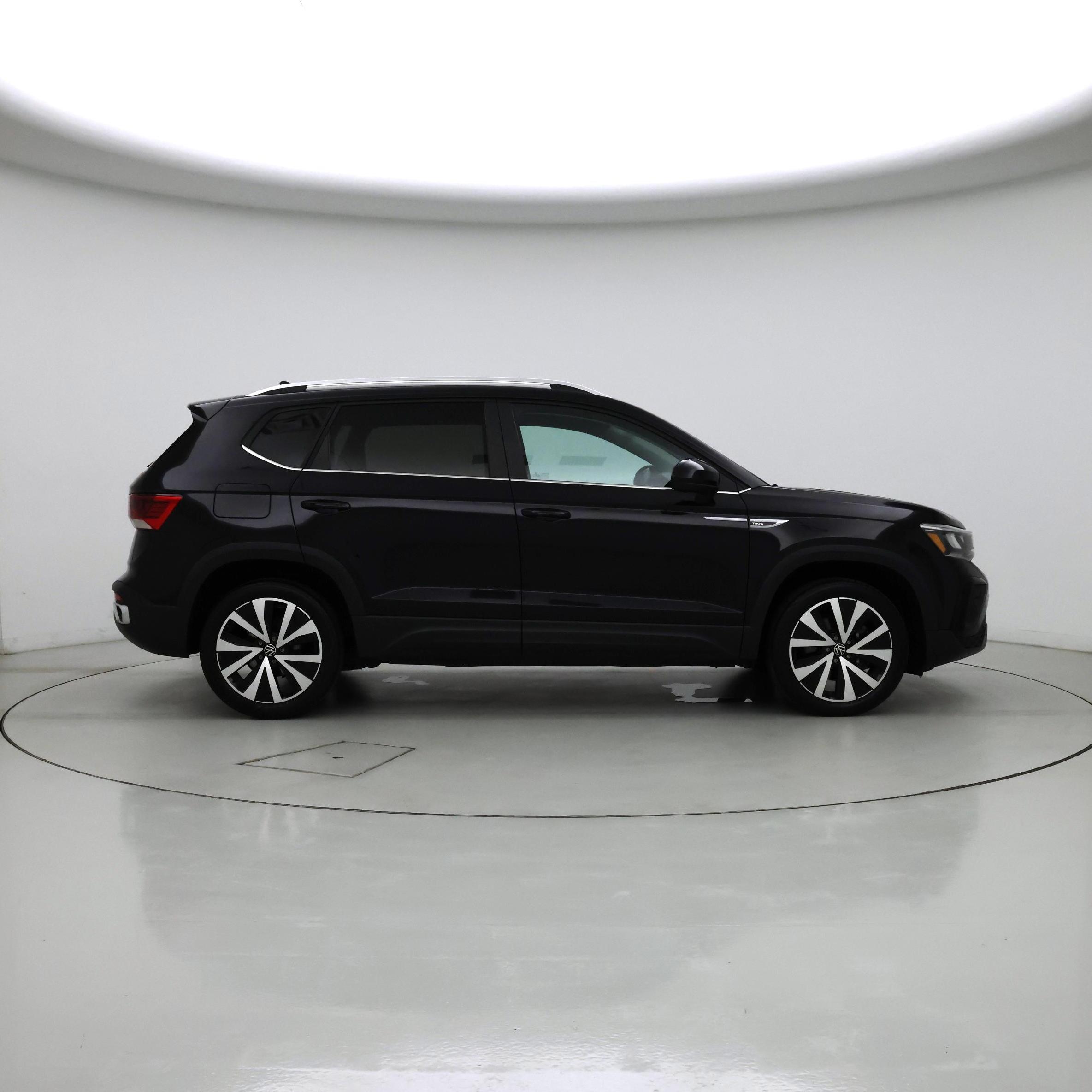 Thumbnail: 2022 Volkswagen Taos - 7