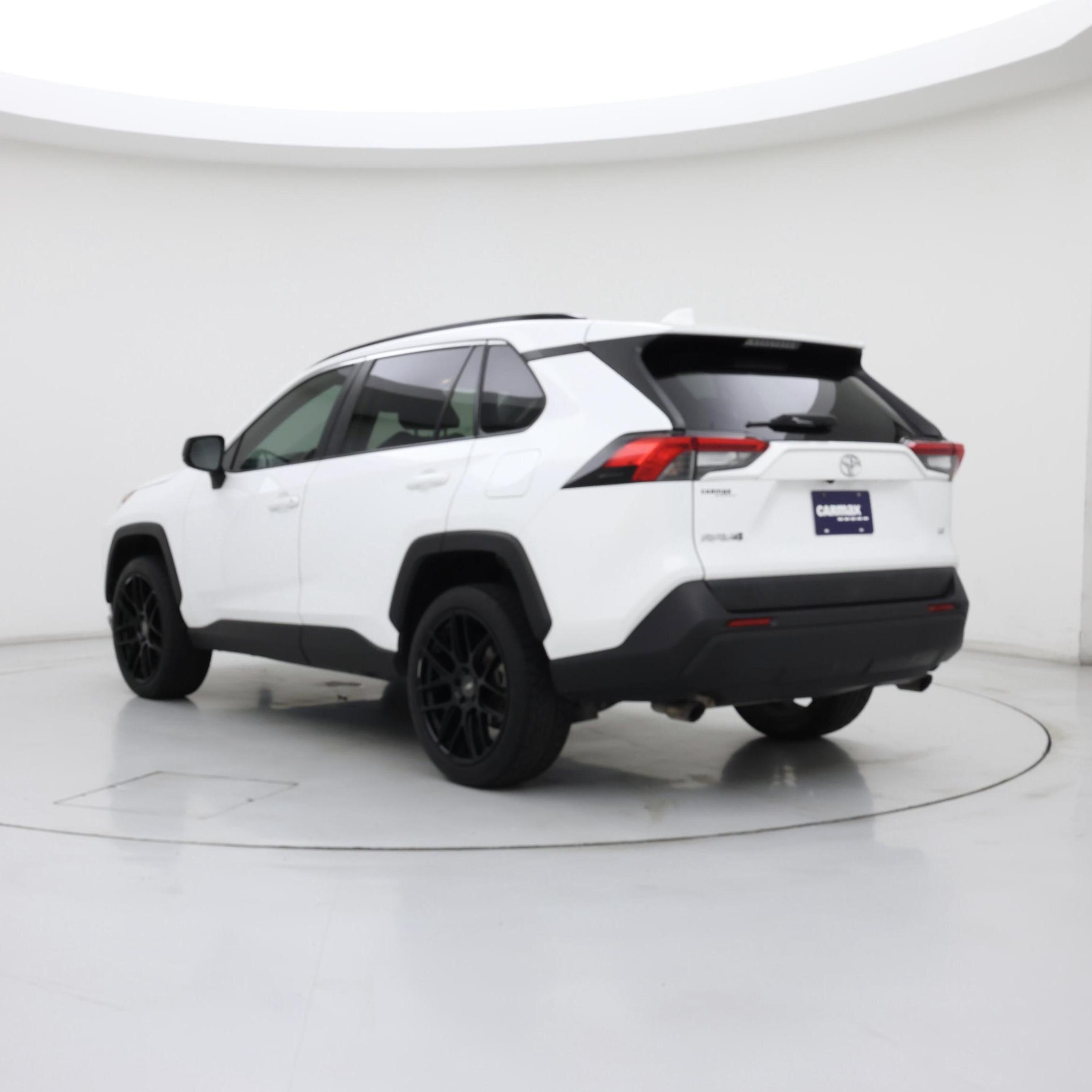Thumbnail: 2020 Toyota RAV4 - 2