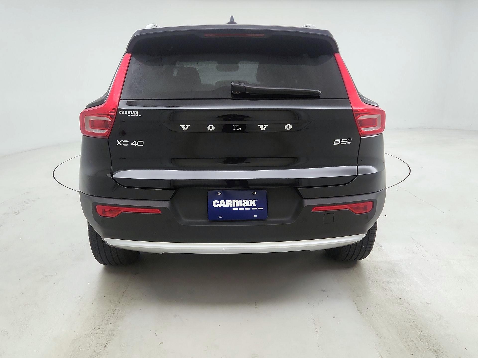 Thumbnail: 2025 Volvo XC40 - 6