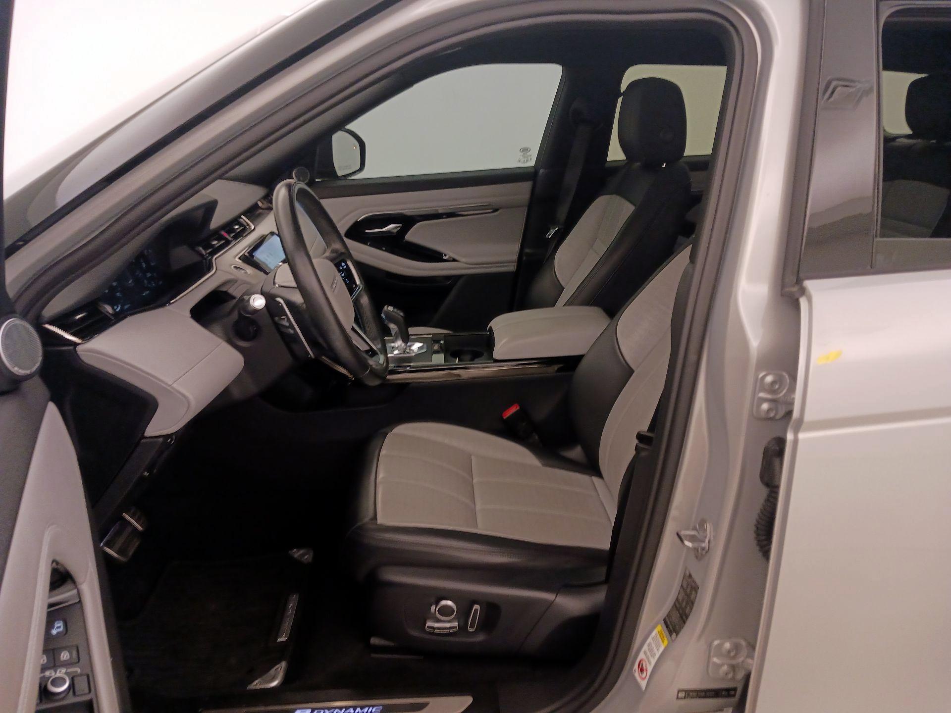 Thumbnail: 2021 Land Rover Range Rover Evoque - 11