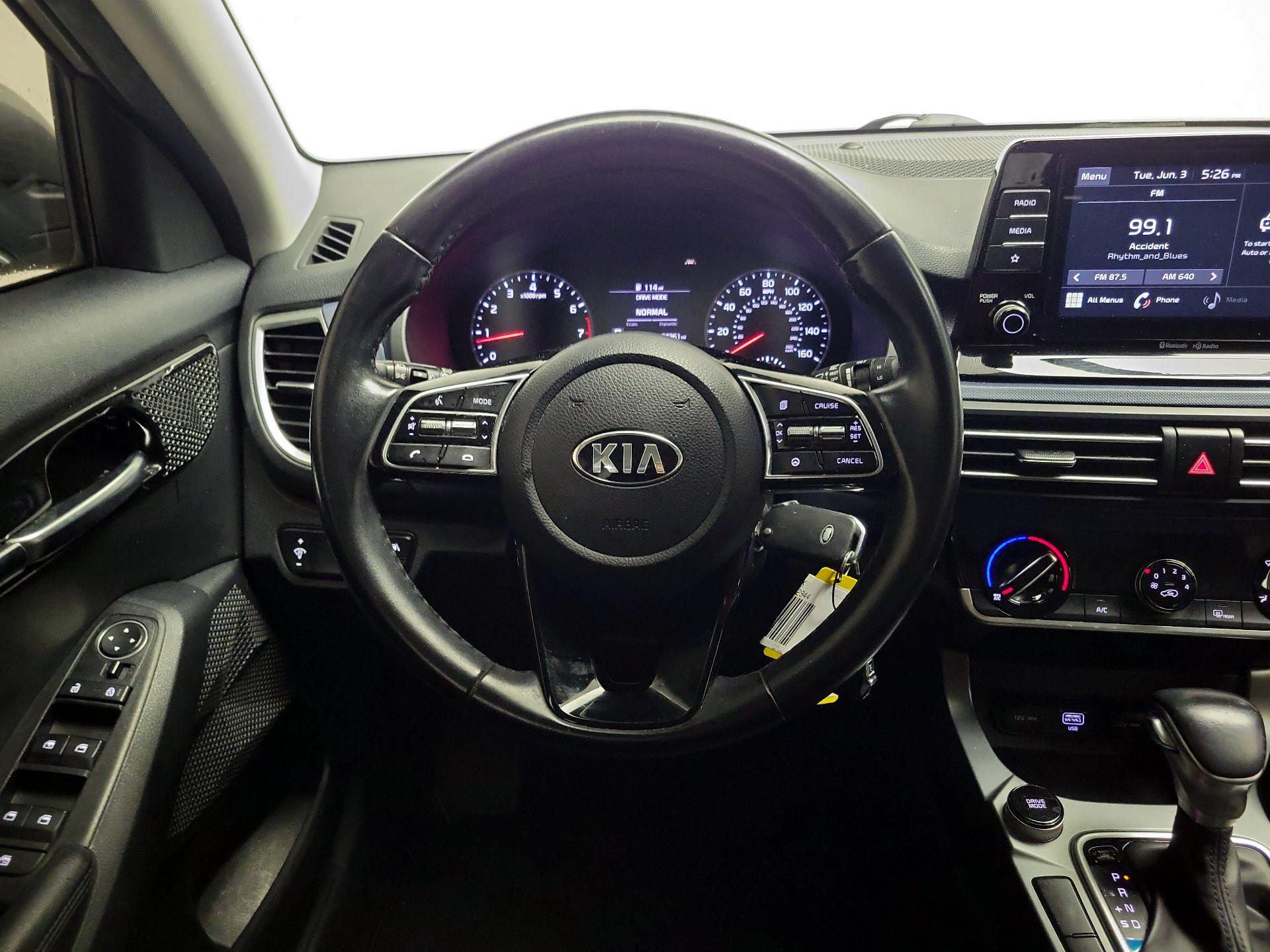 Thumbnail: 2021 Kia Seltos - 10
