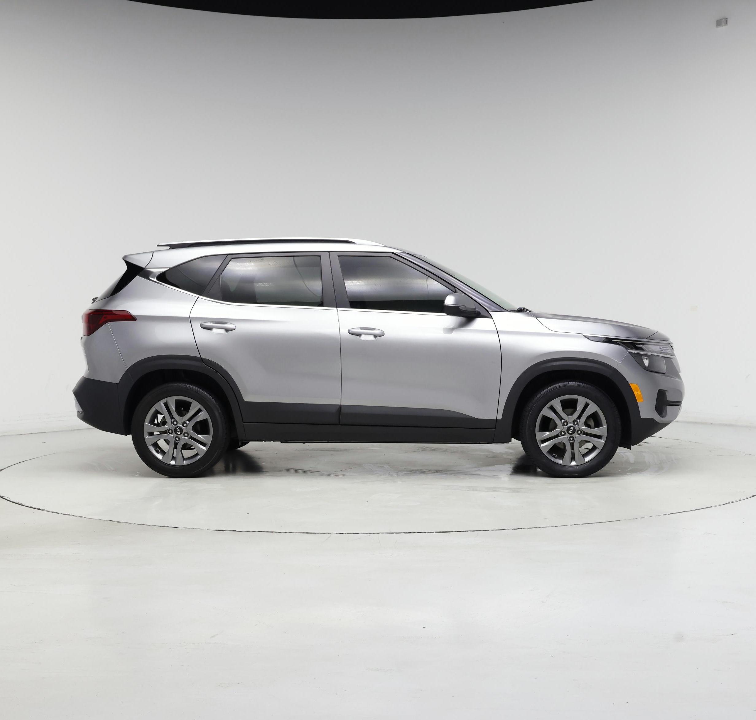 Thumbnail: 2021 Kia Seltos - 7