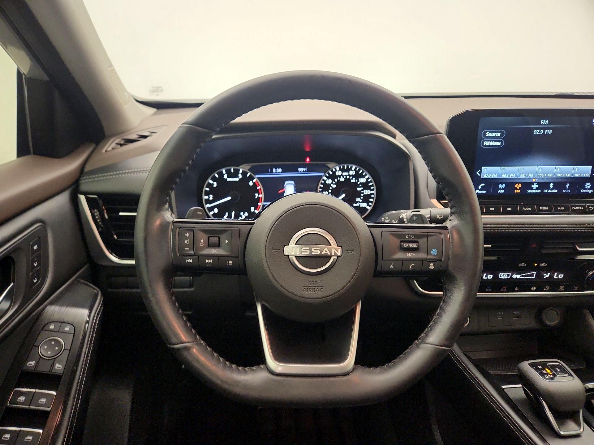 Thumbnail: 2023 Nissan Rogue - 10