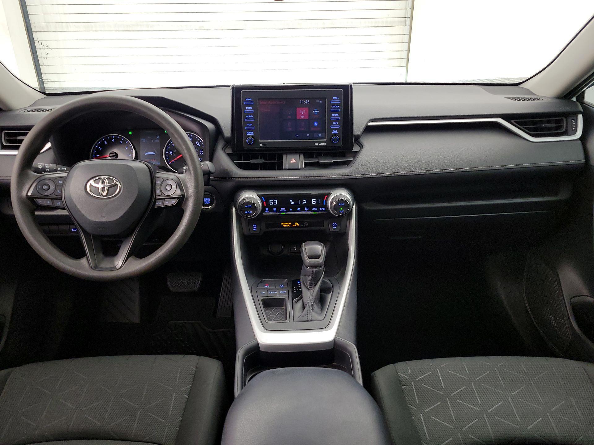 Thumbnail: 2021 Toyota RAV4 - 9