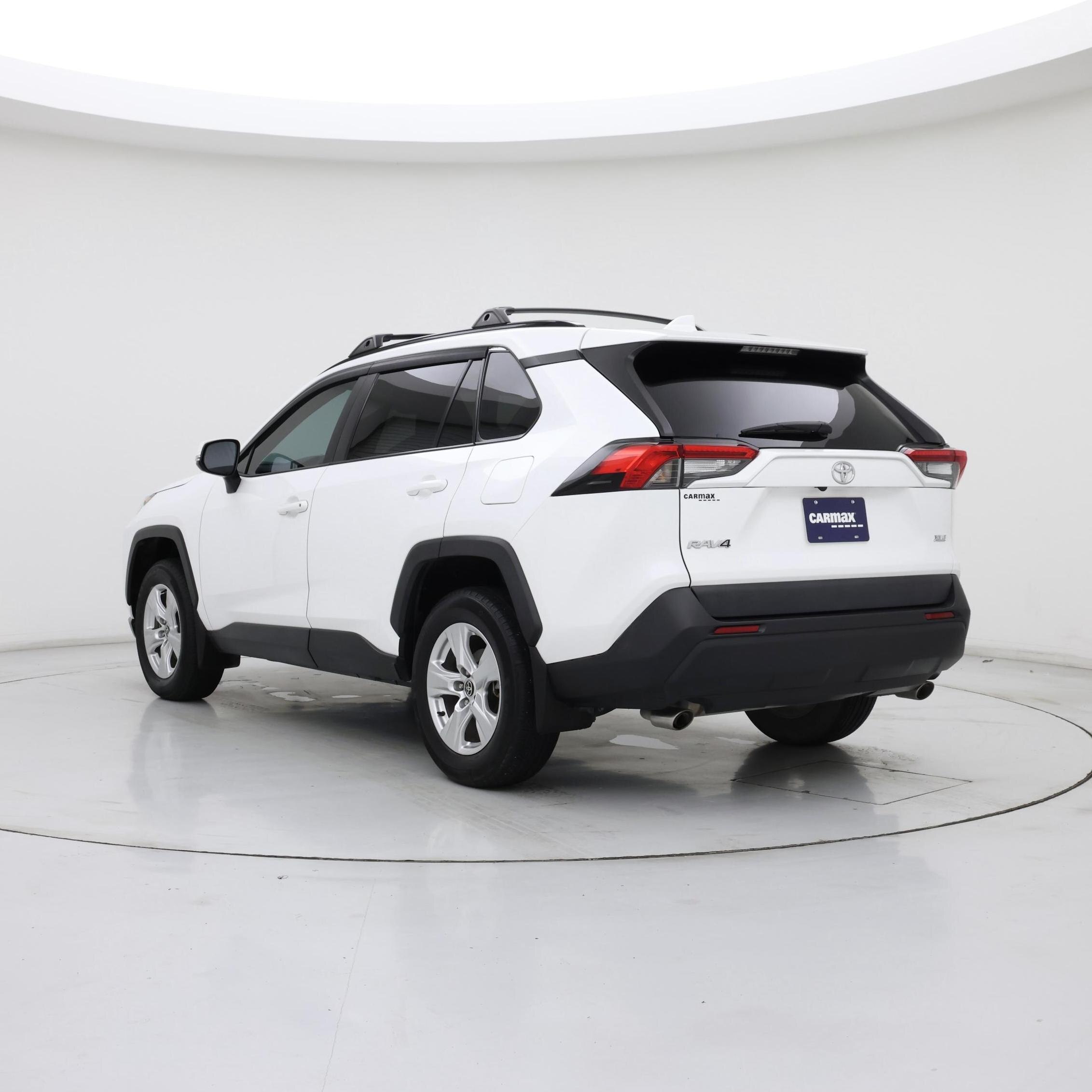 Thumbnail: 2021 Toyota RAV4 - 2