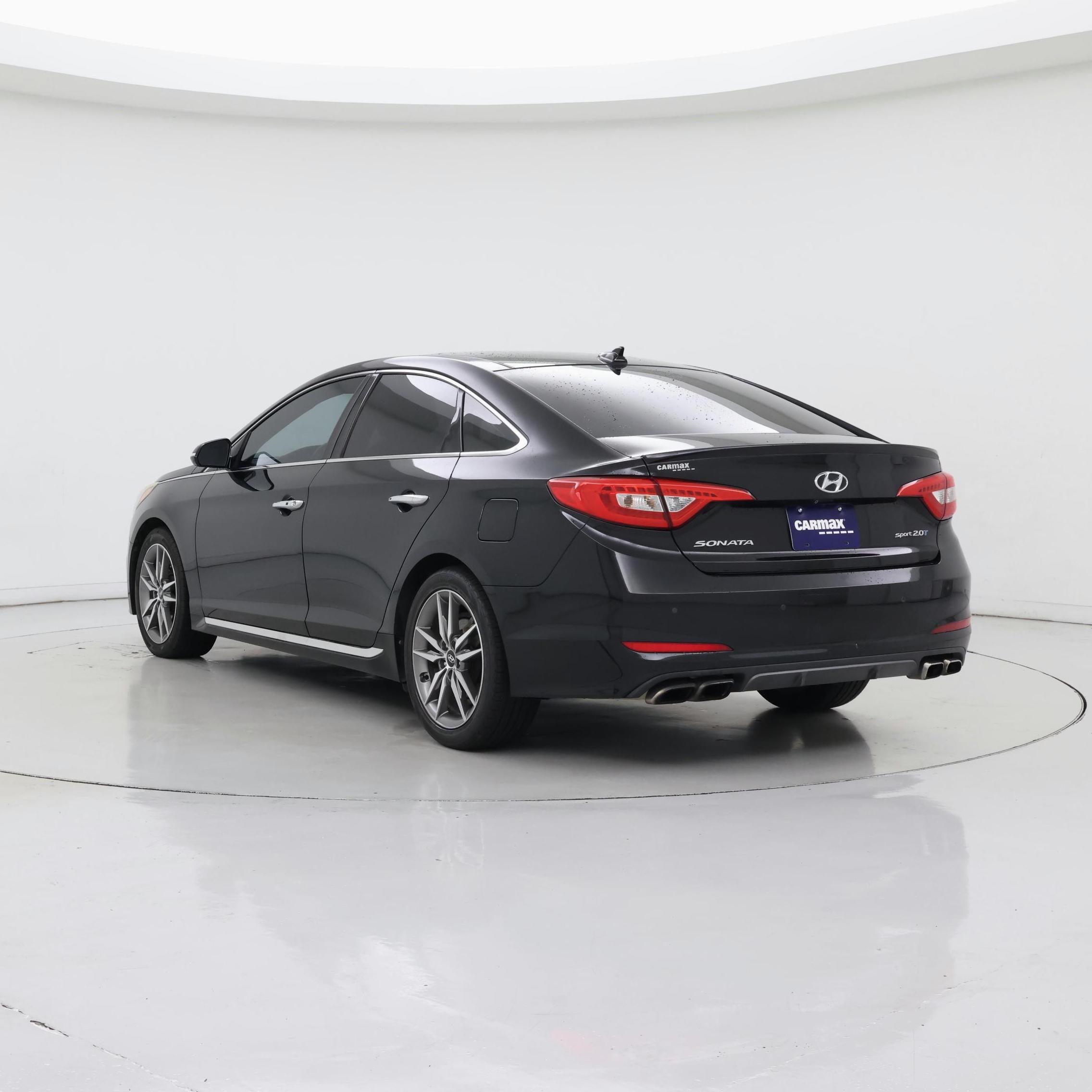 Thumbnail: 2015 Hyundai Sonata - 2