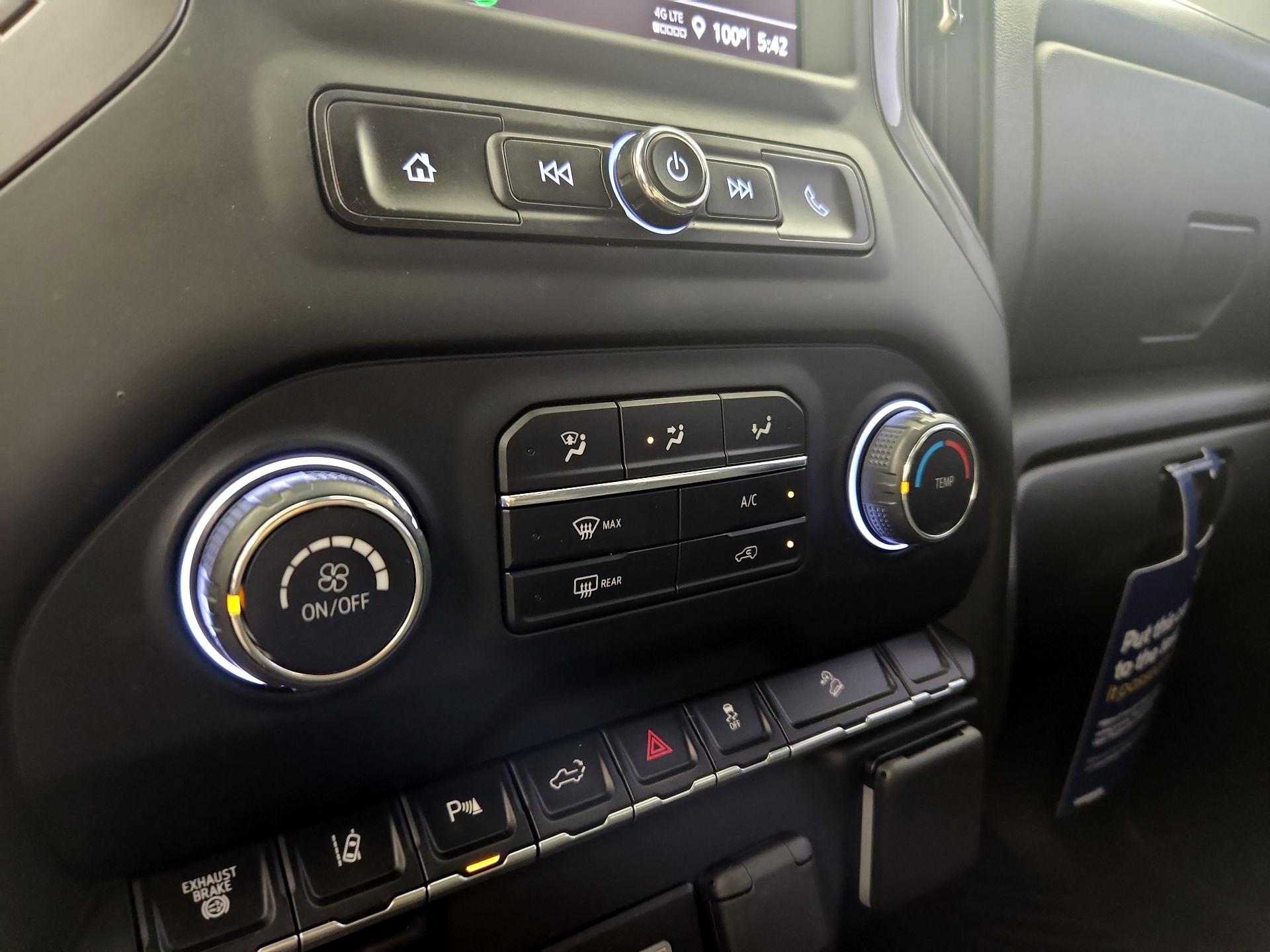 Thumbnail: 2024 Chevrolet Silverado 2500 - 16