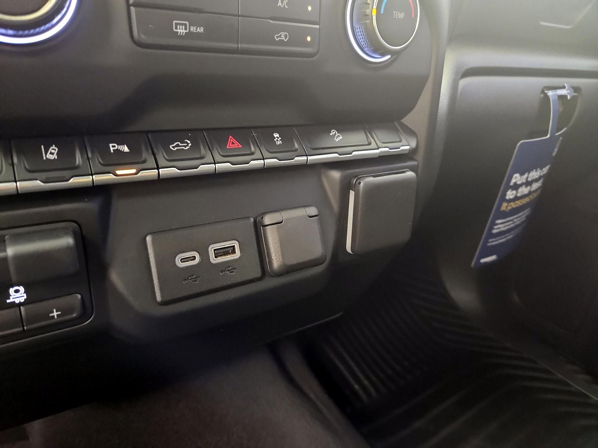Thumbnail: 2024 Chevrolet Silverado 2500 - 18