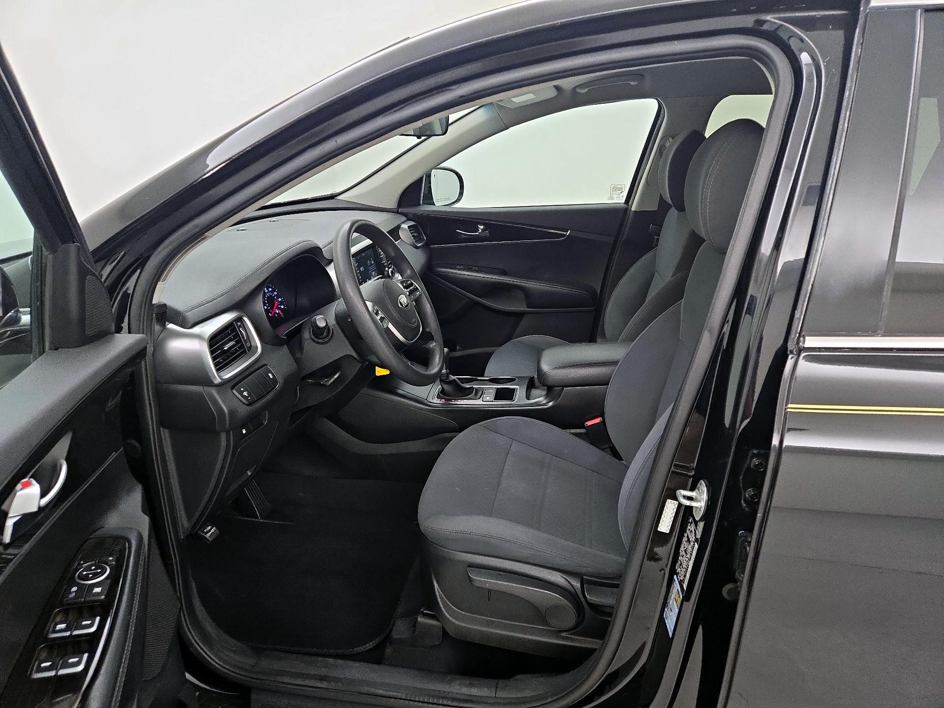 Thumbnail: 2020 Kia Sorento - 11