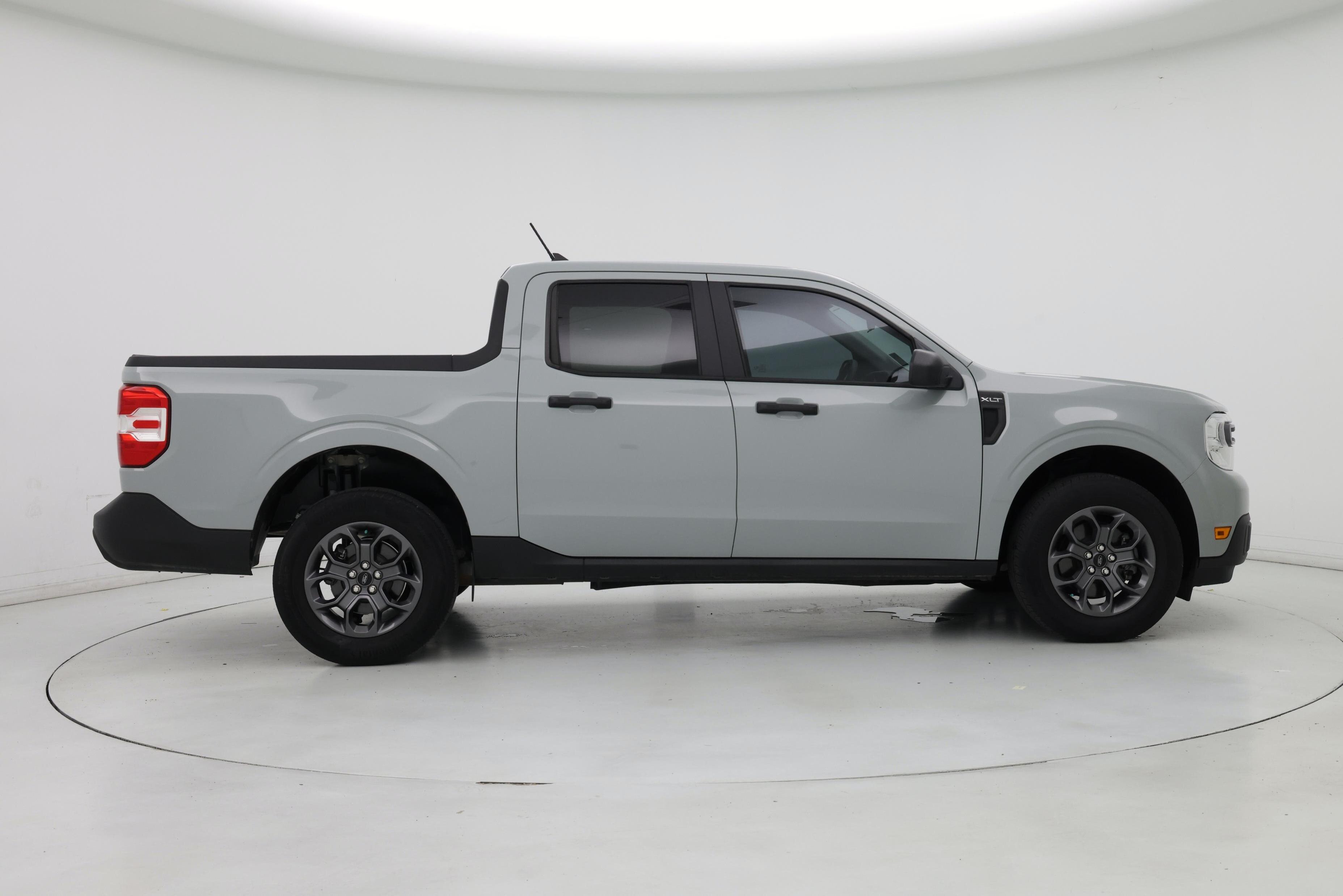 Thumbnail: 2022 Ford Maverick - 7
