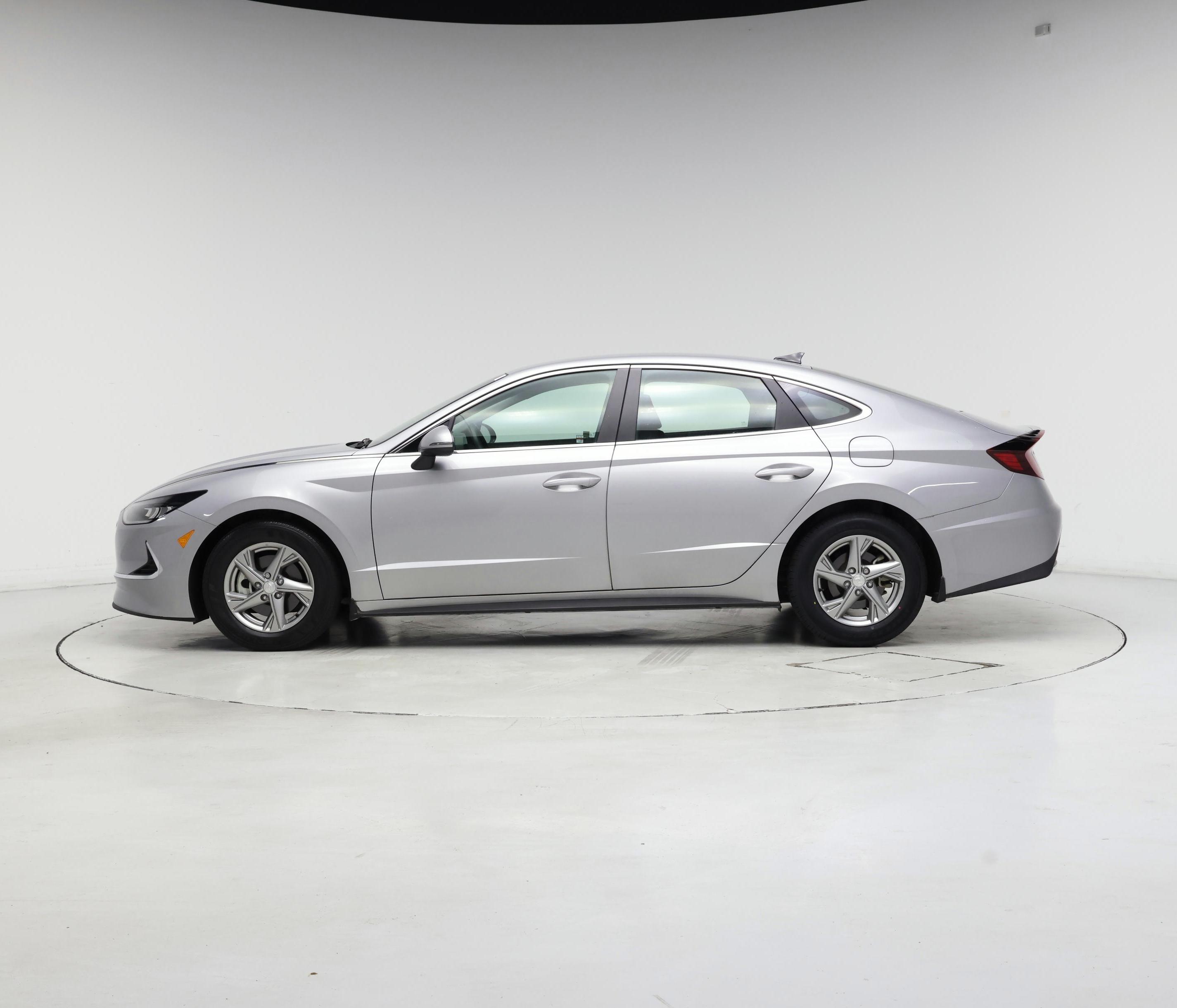 Thumbnail: 2023 Hyundai Sonata - 3