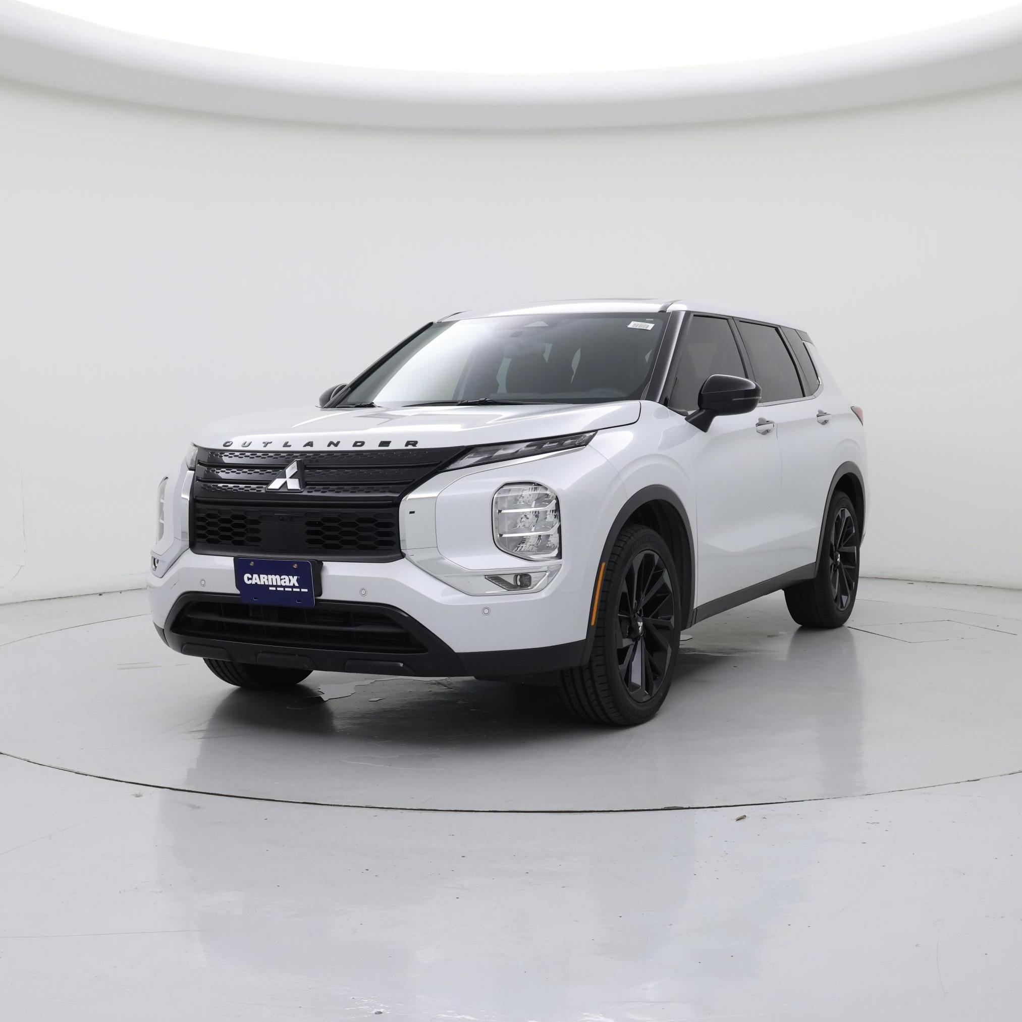 Thumbnail: 2022 Mitsubishi Outlander - 4