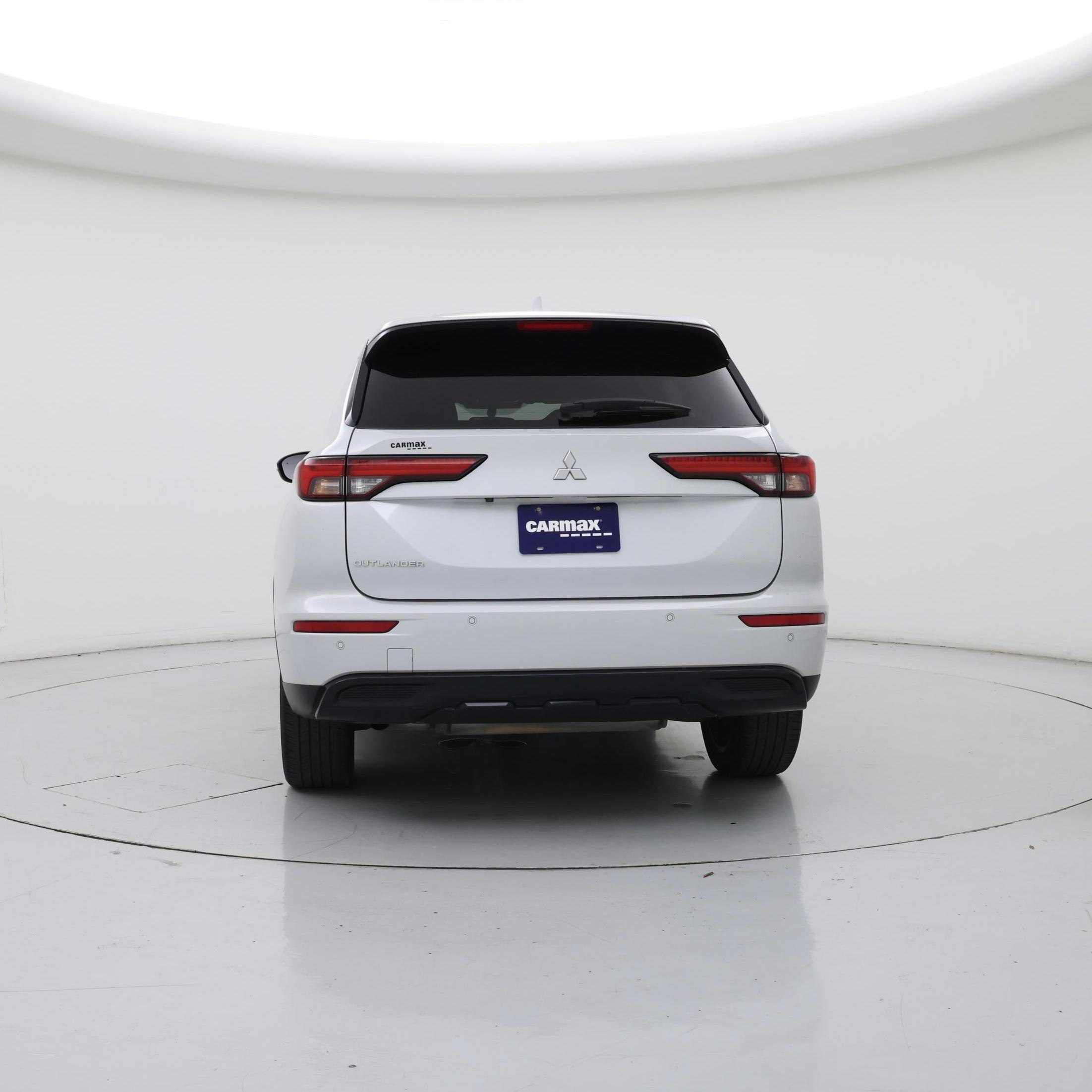 Thumbnail: 2022 Mitsubishi Outlander - 6