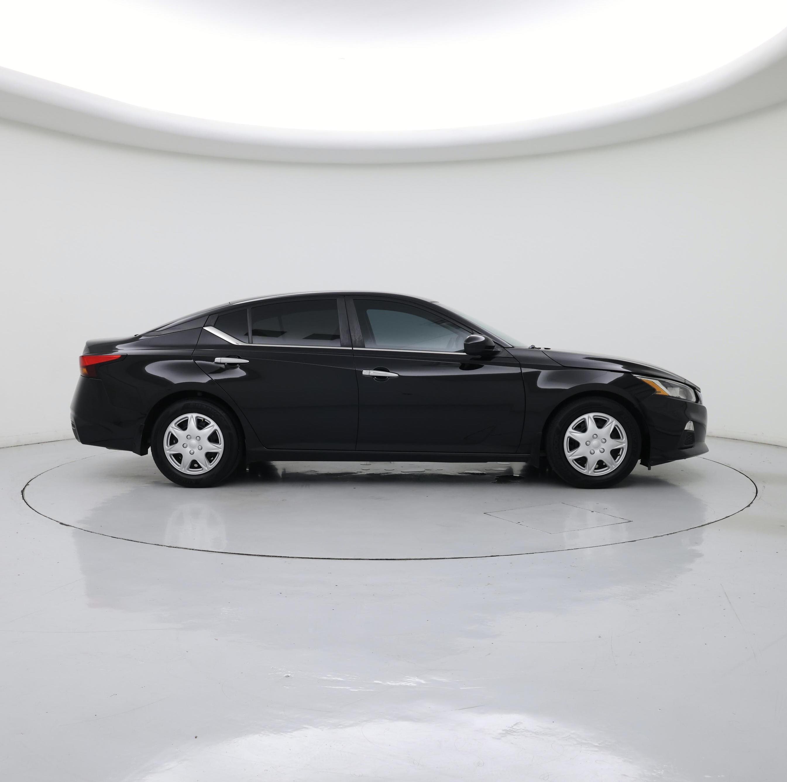 Thumbnail: 2021 Nissan Altima - 7