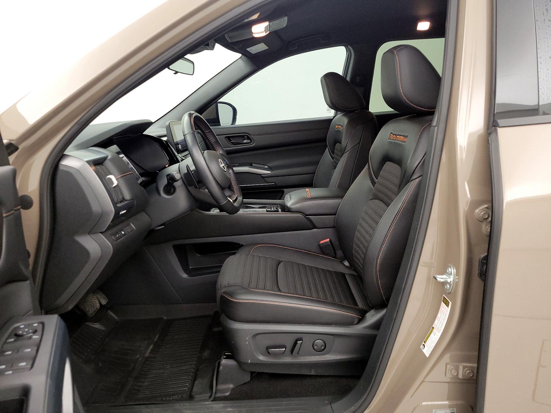 Thumbnail: 2024 Nissan Pathfinder - 11