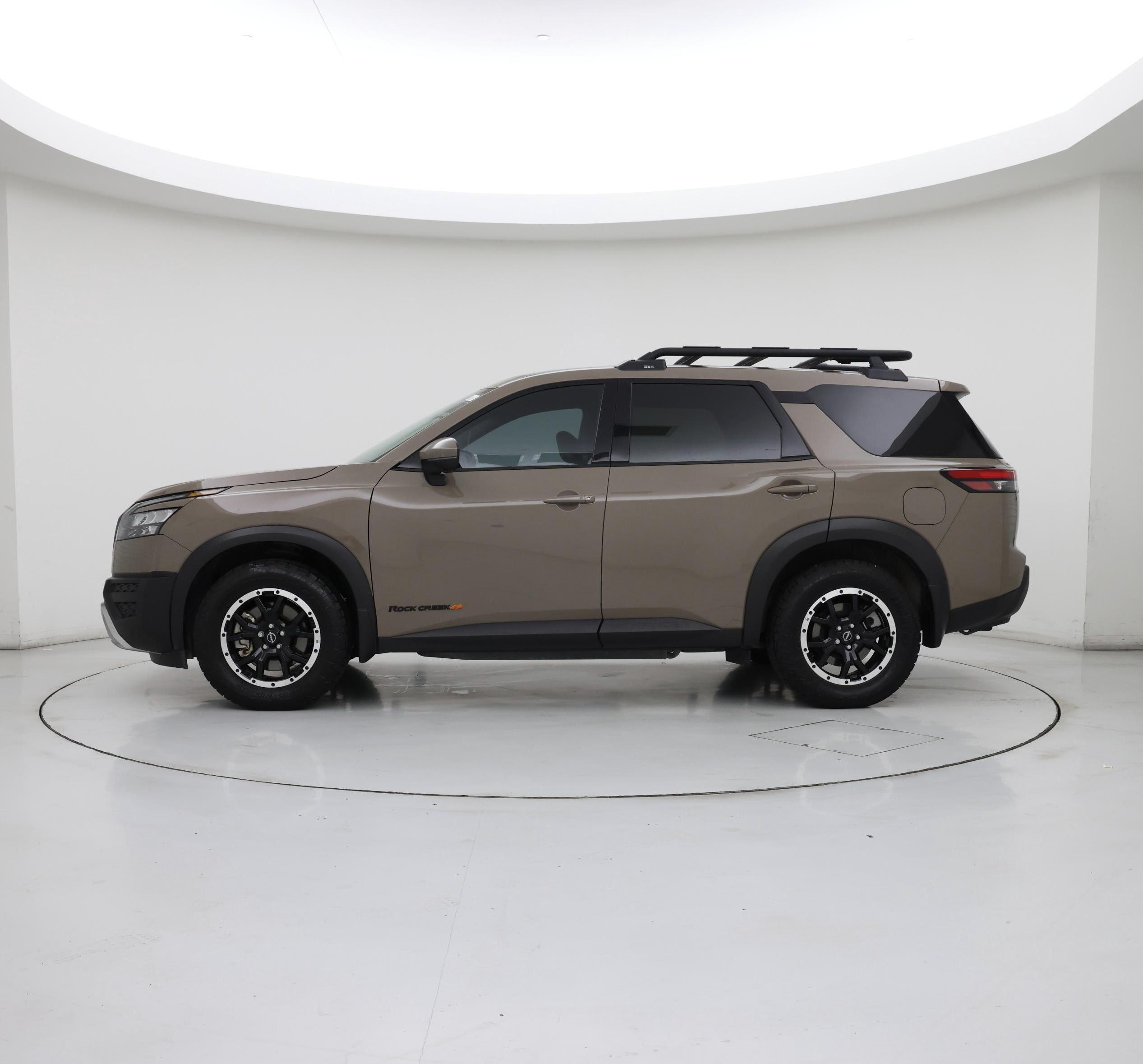 Thumbnail: 2024 Nissan Pathfinder - 3