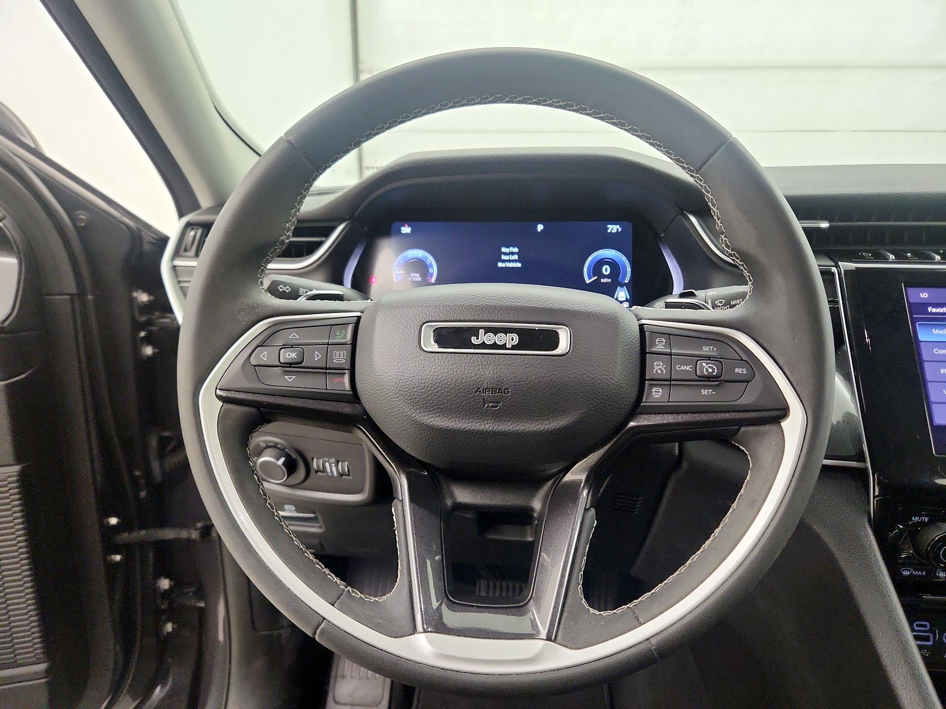 Thumbnail: 2023 Jeep Grand Cherokee L - 10