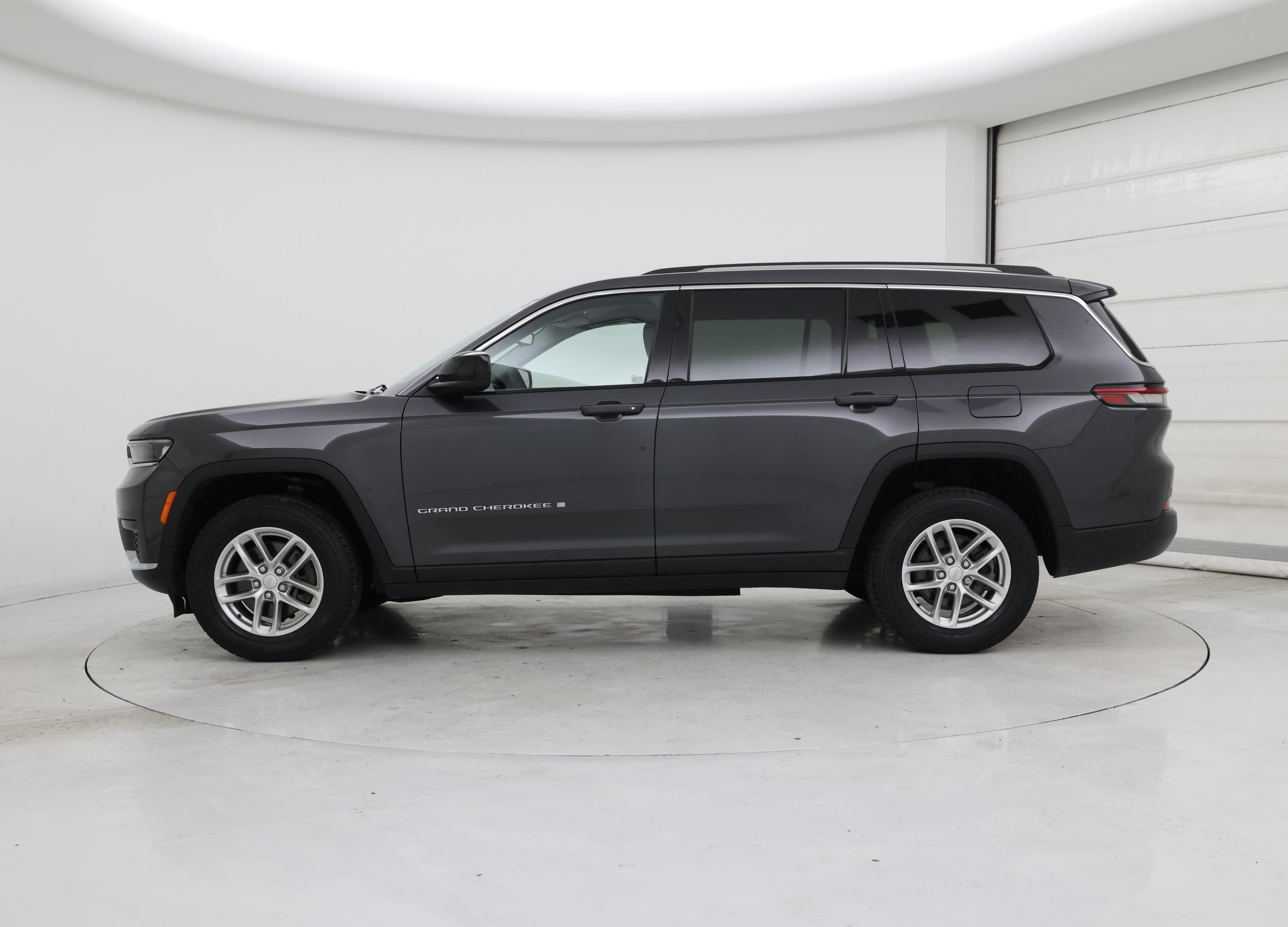Thumbnail: 2023 Jeep Grand Cherokee L - 3