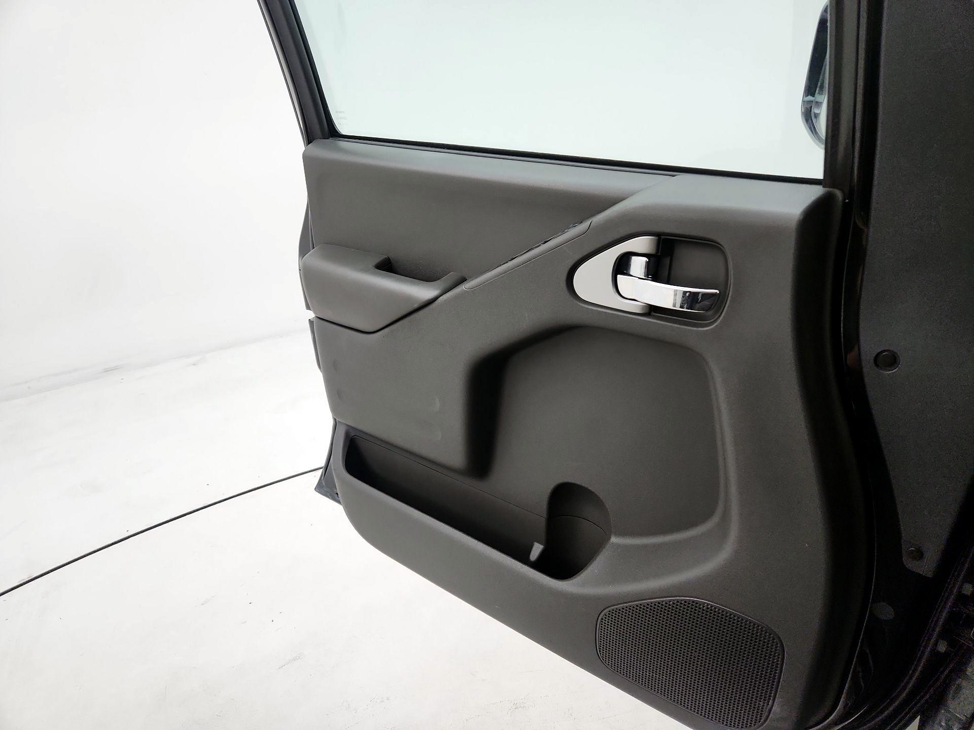 Thumbnail: 2019 Nissan Frontier - 12