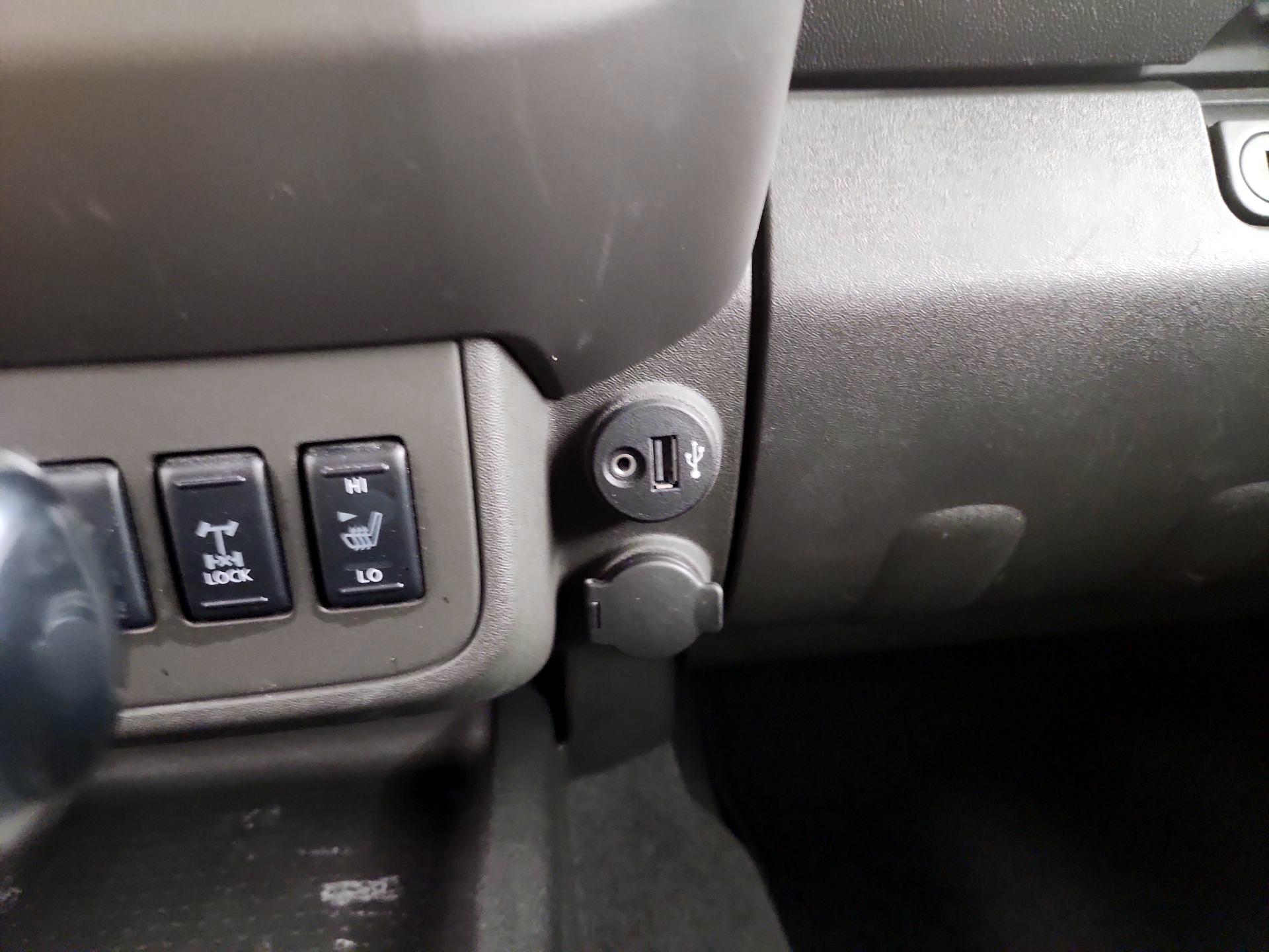 Thumbnail: 2019 Nissan Frontier - 19