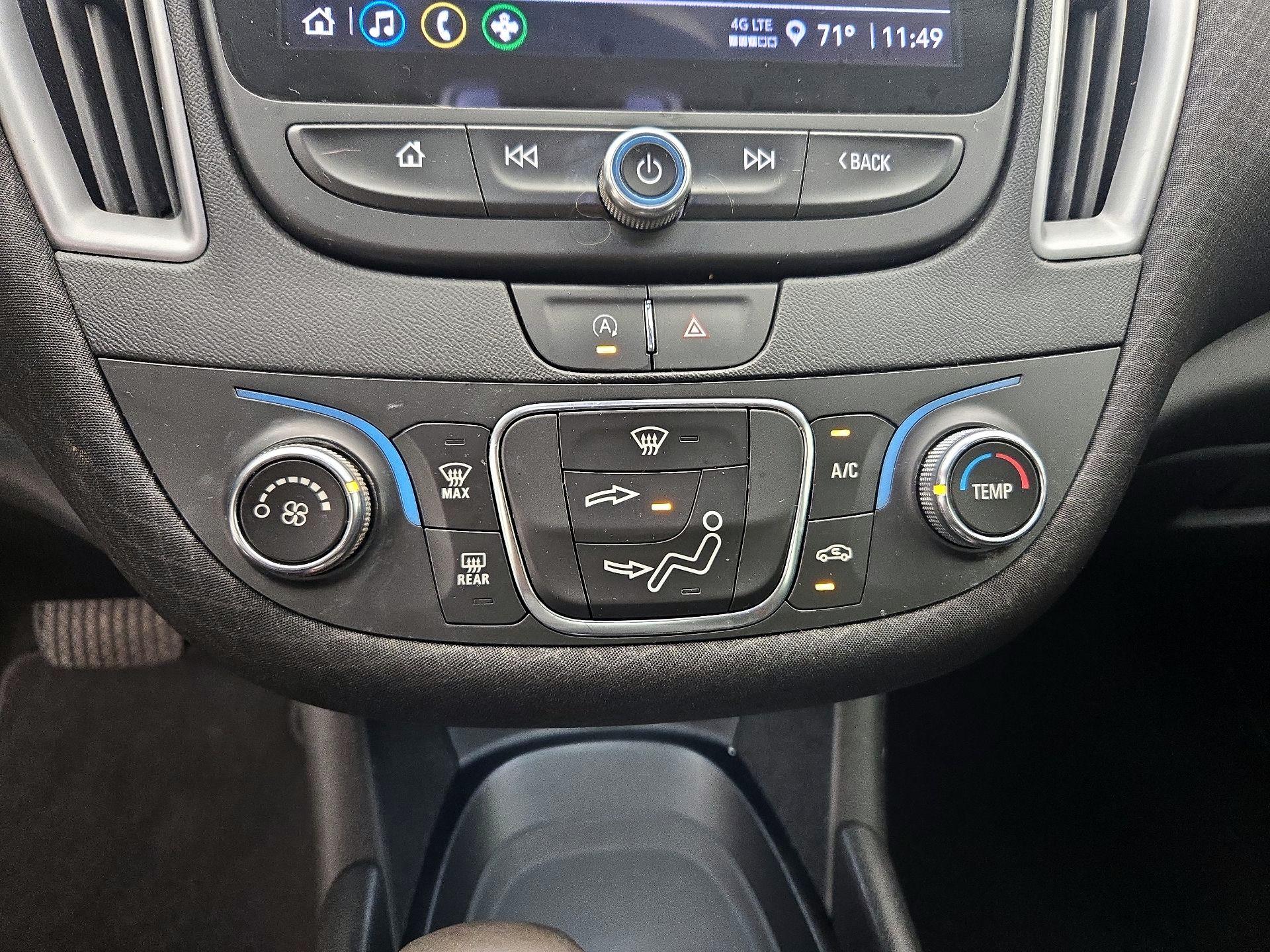 Thumbnail: 2021 Chevrolet Malibu - 16