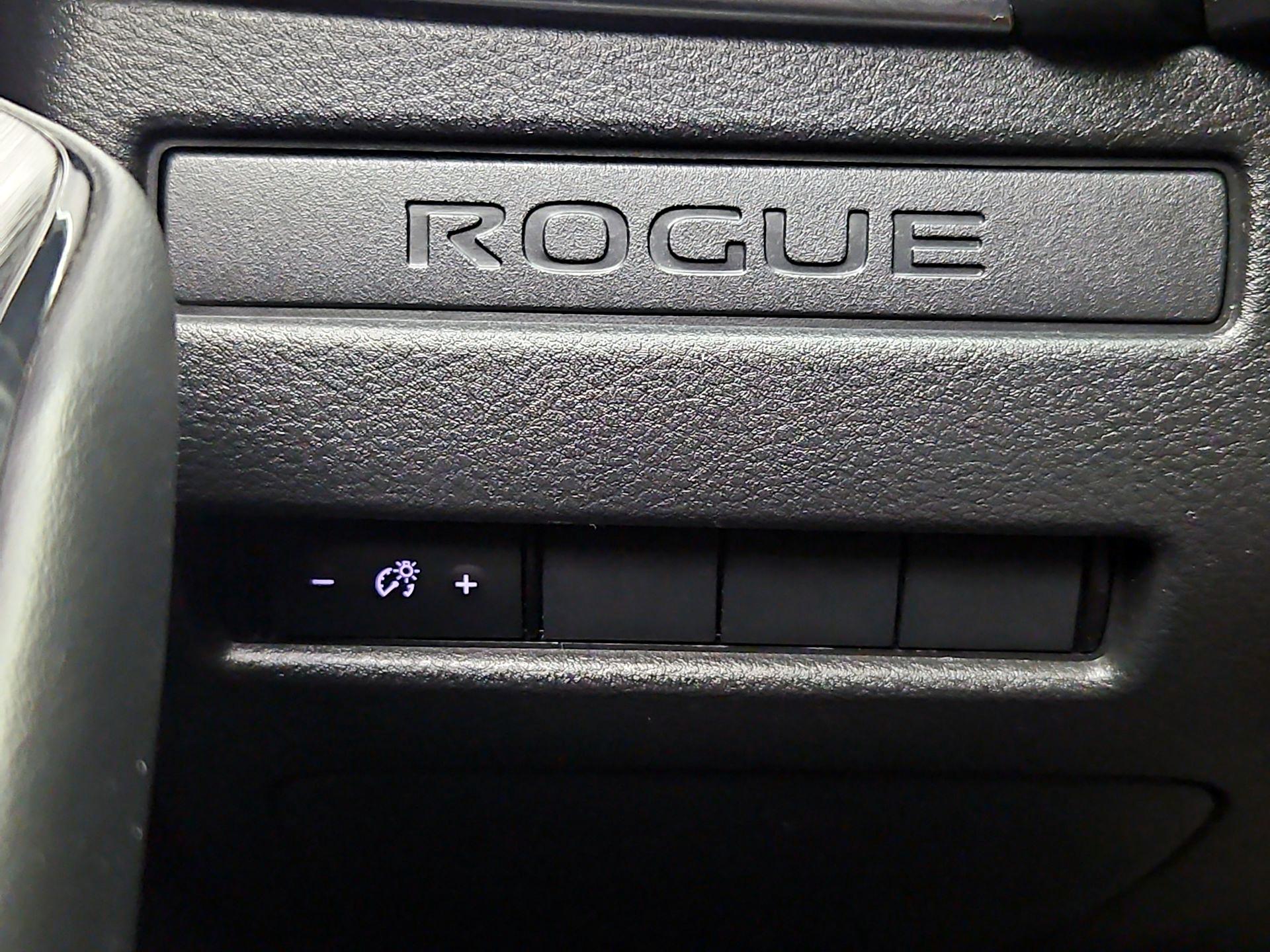 Thumbnail: 2023 Nissan Rogue - 13