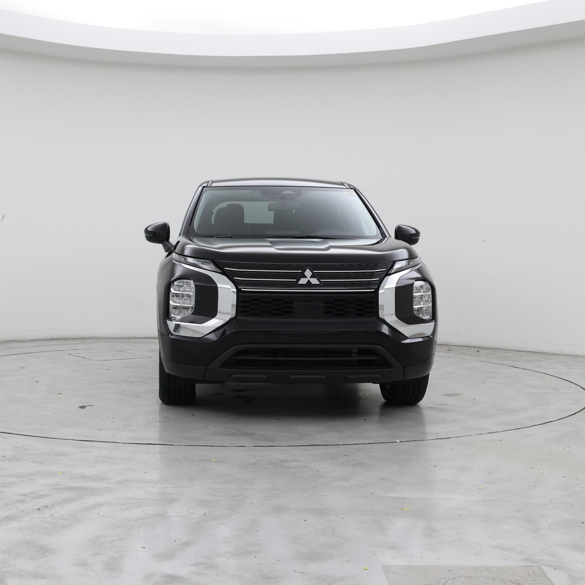 Thumbnail: 2024 Mitsubishi Outlander - 5