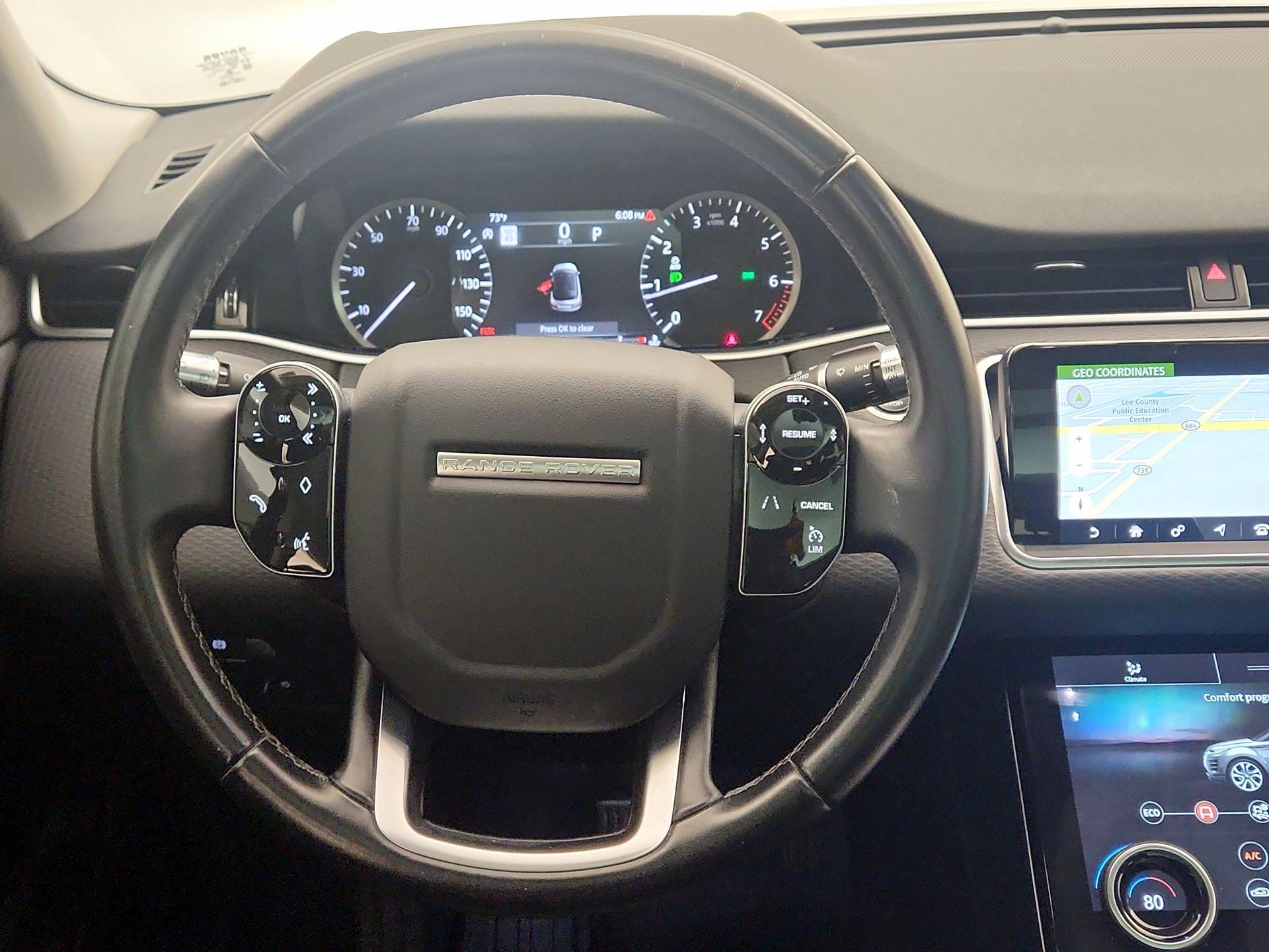 Thumbnail: 2020 Land Rover Range Rover Evoque - 10