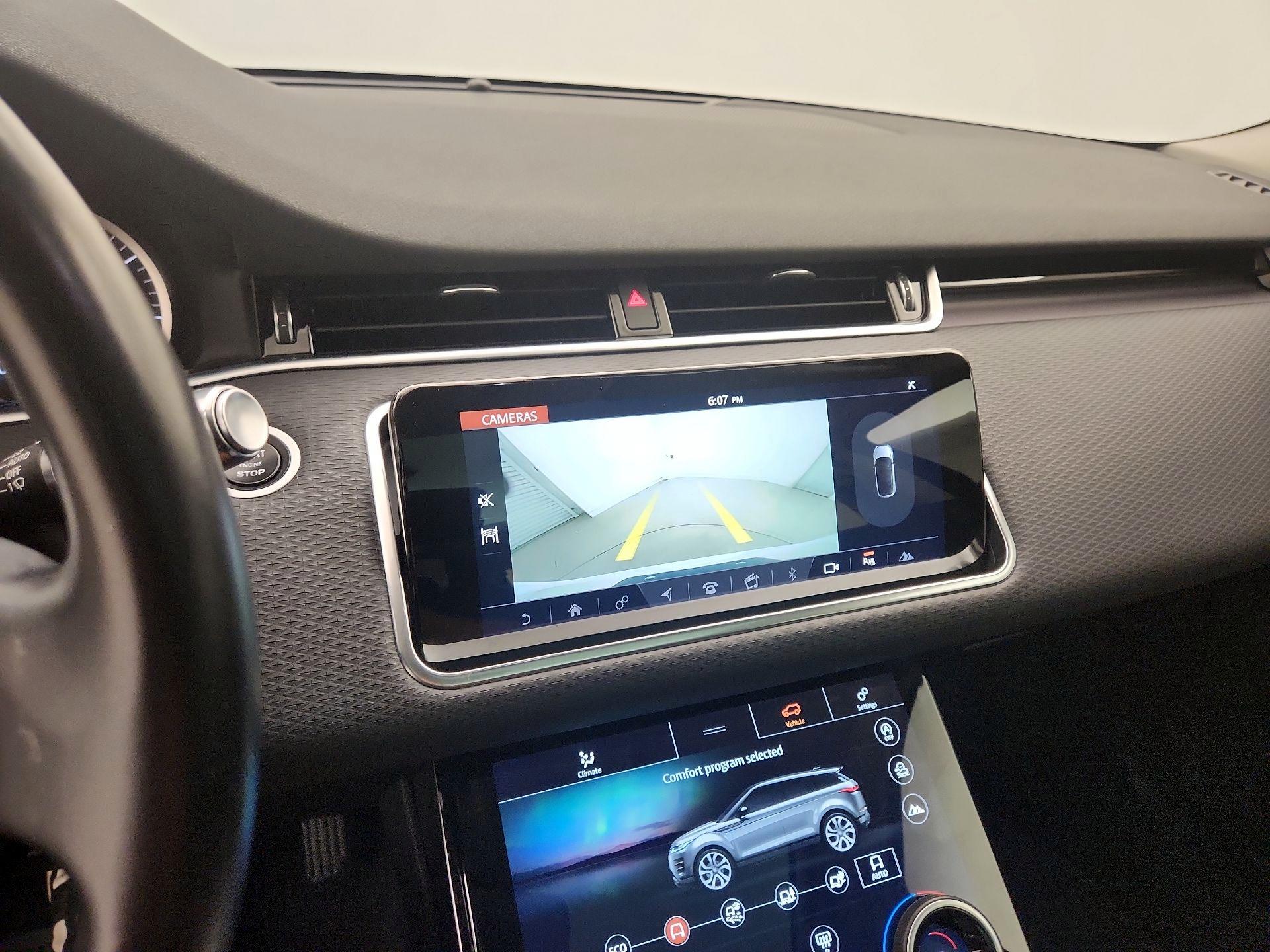Thumbnail: 2020 Land Rover Range Rover Evoque - 15