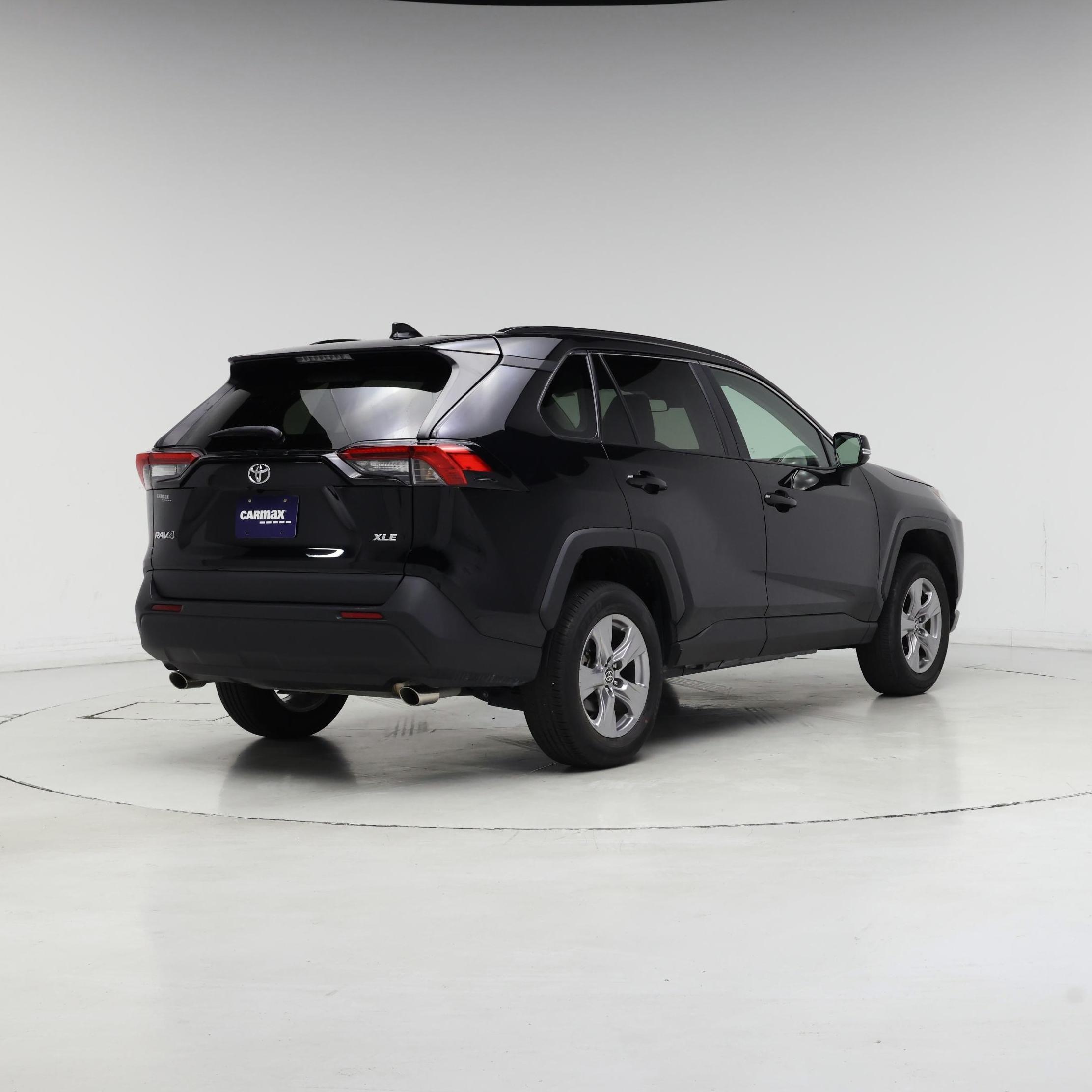 Thumbnail: 2023 Toyota RAV4 - 8
