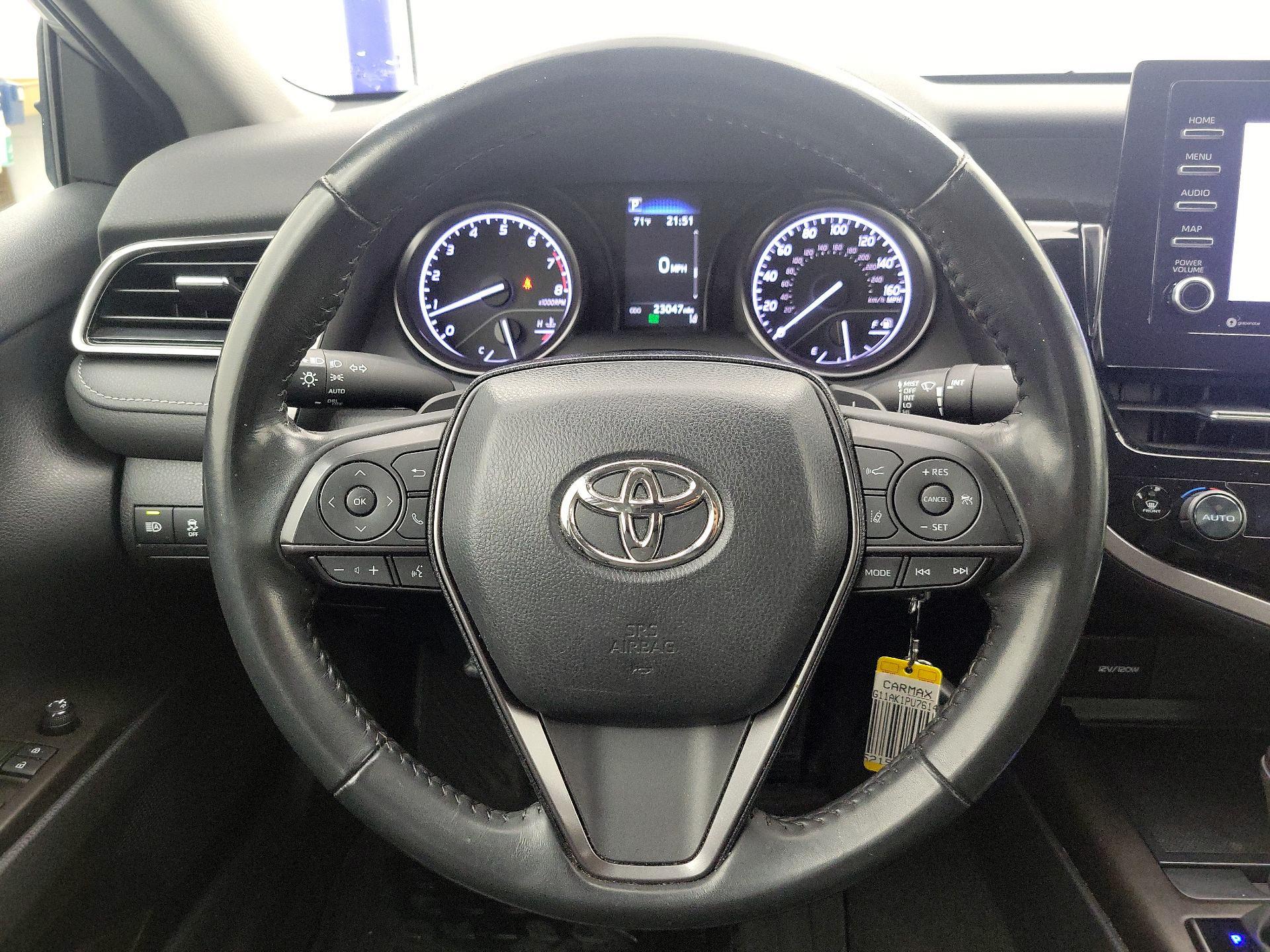 Thumbnail: 2023 Toyota Camry - 10