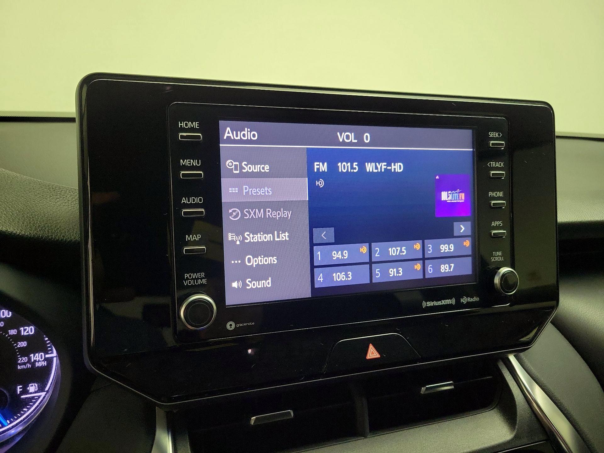 Thumbnail: 2021 Toyota Venza - 15