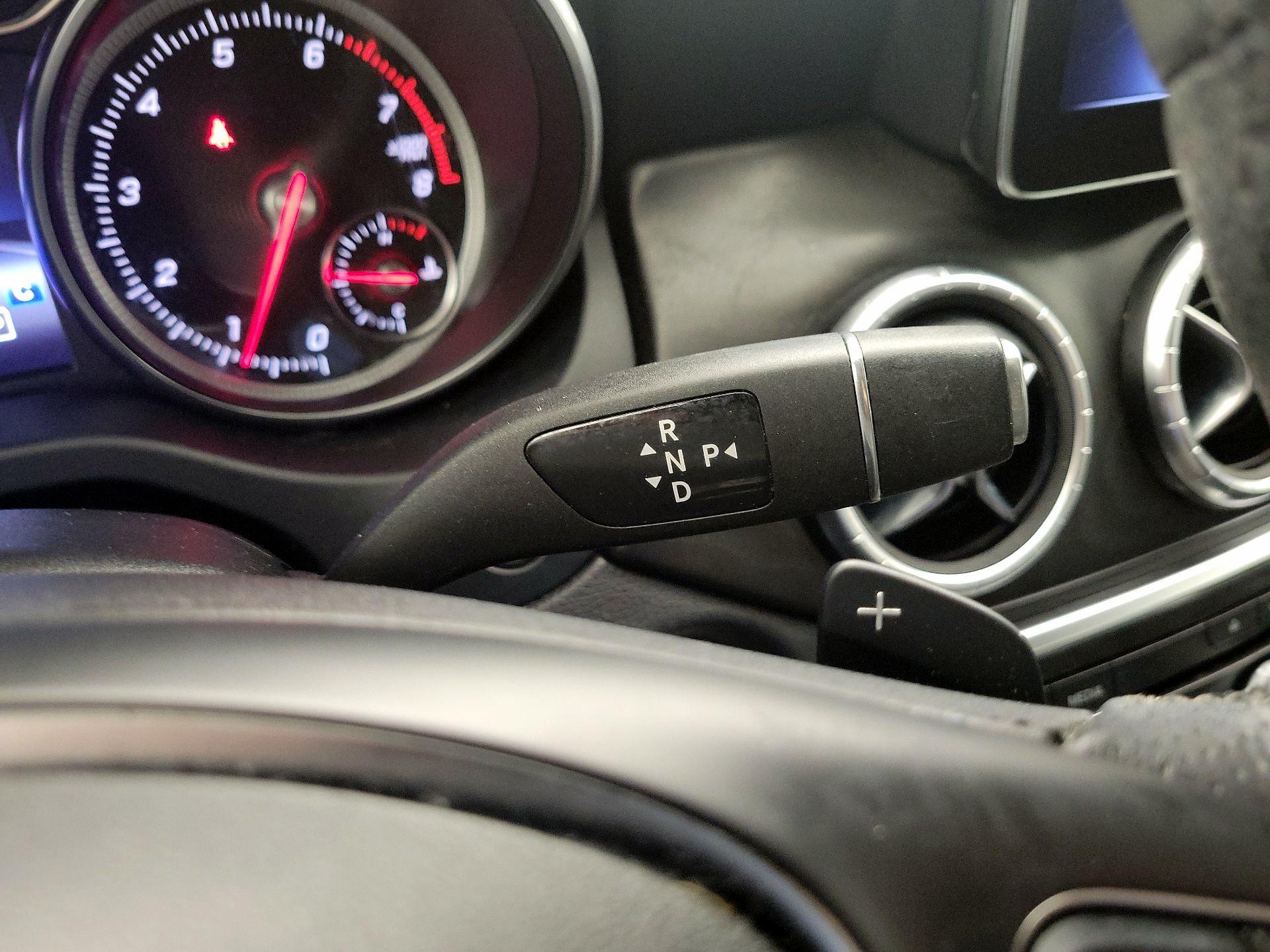 Thumbnail: 2019 Mercedes-Benz CLA - 17