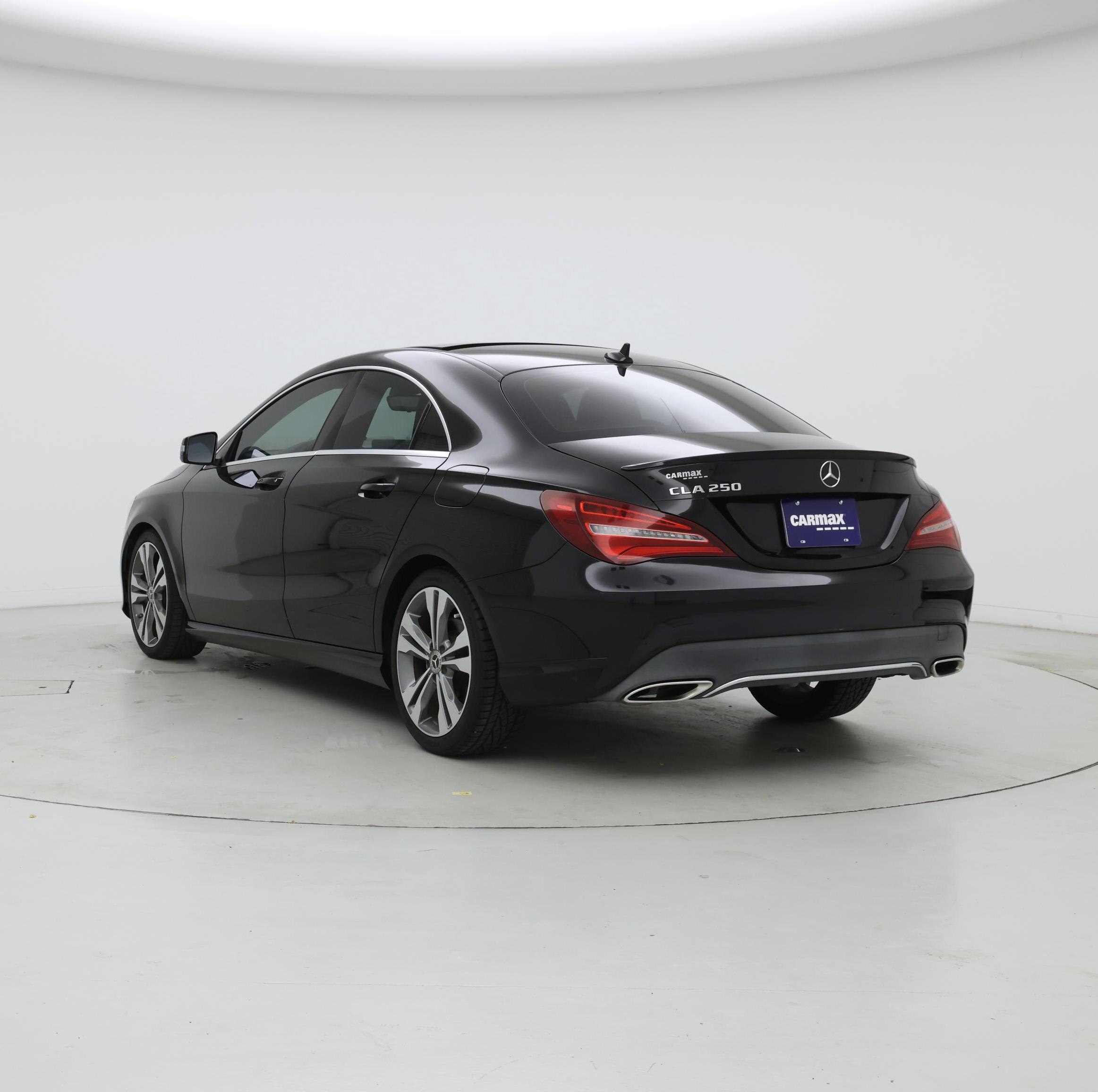 Thumbnail: 2019 Mercedes-Benz CLA - 2