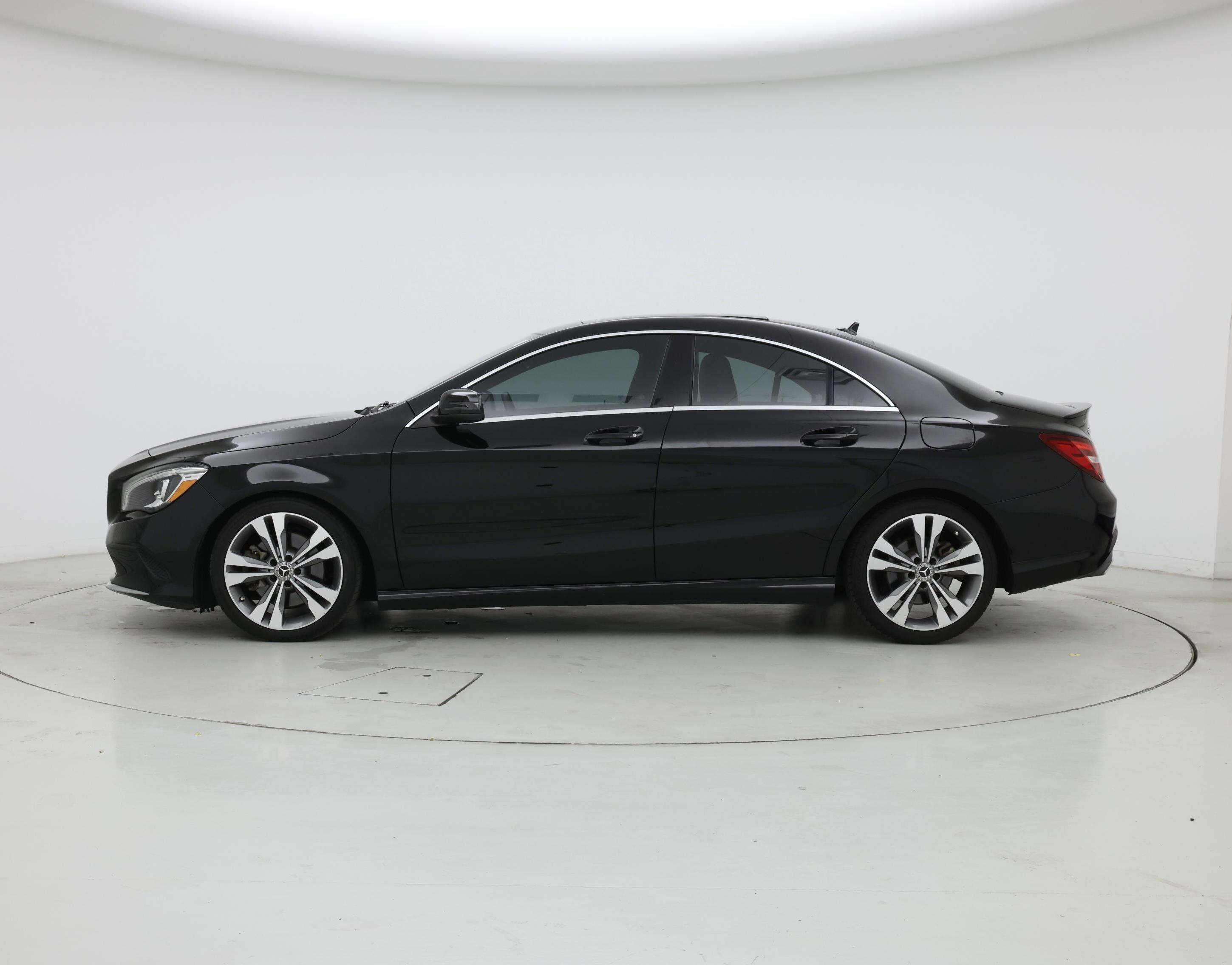 Thumbnail: 2019 Mercedes-Benz CLA - 3