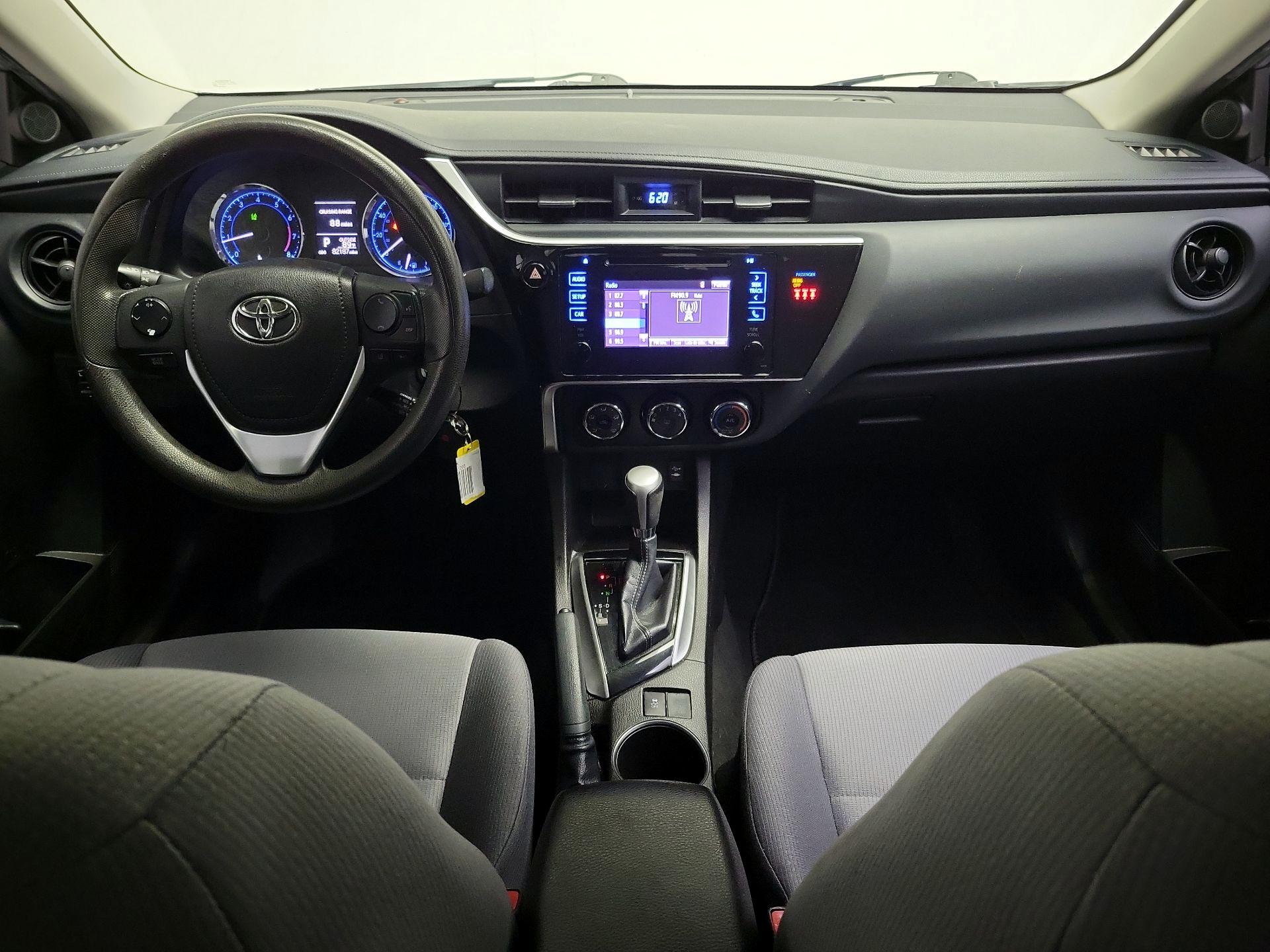 Thumbnail: 2018 Toyota Corolla - 9