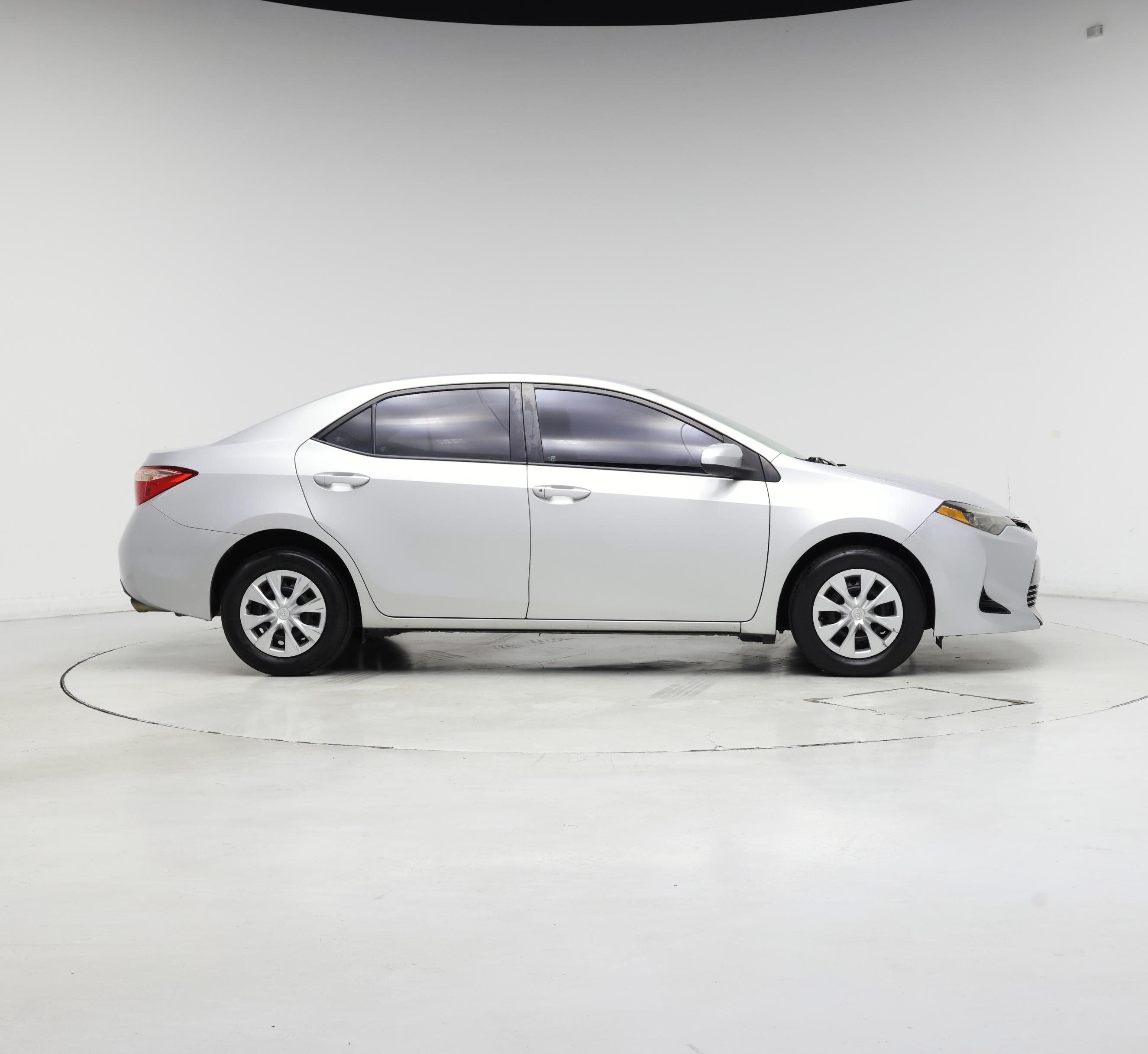 Thumbnail: 2018 Toyota Corolla - 7