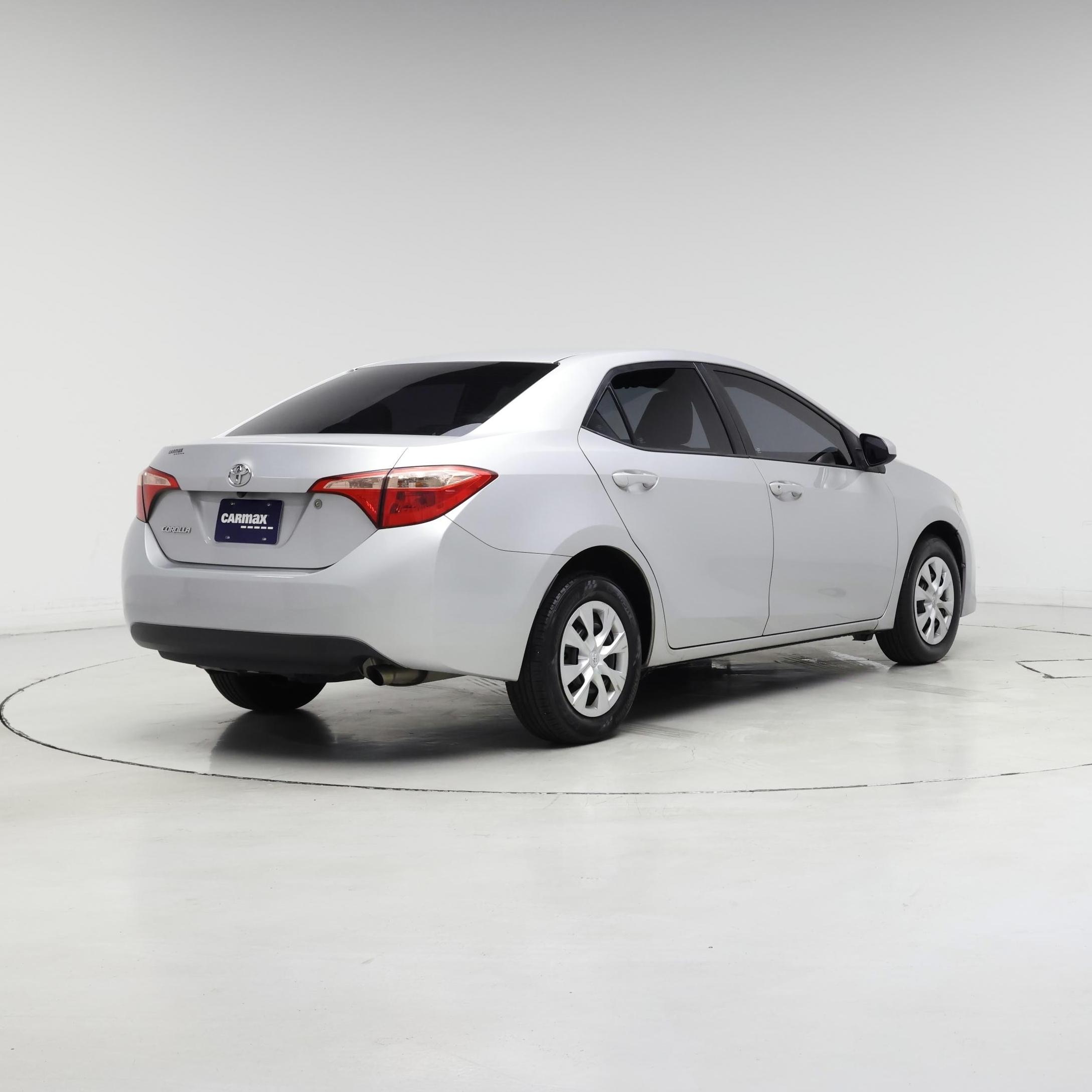 Thumbnail: 2018 Toyota Corolla - 8