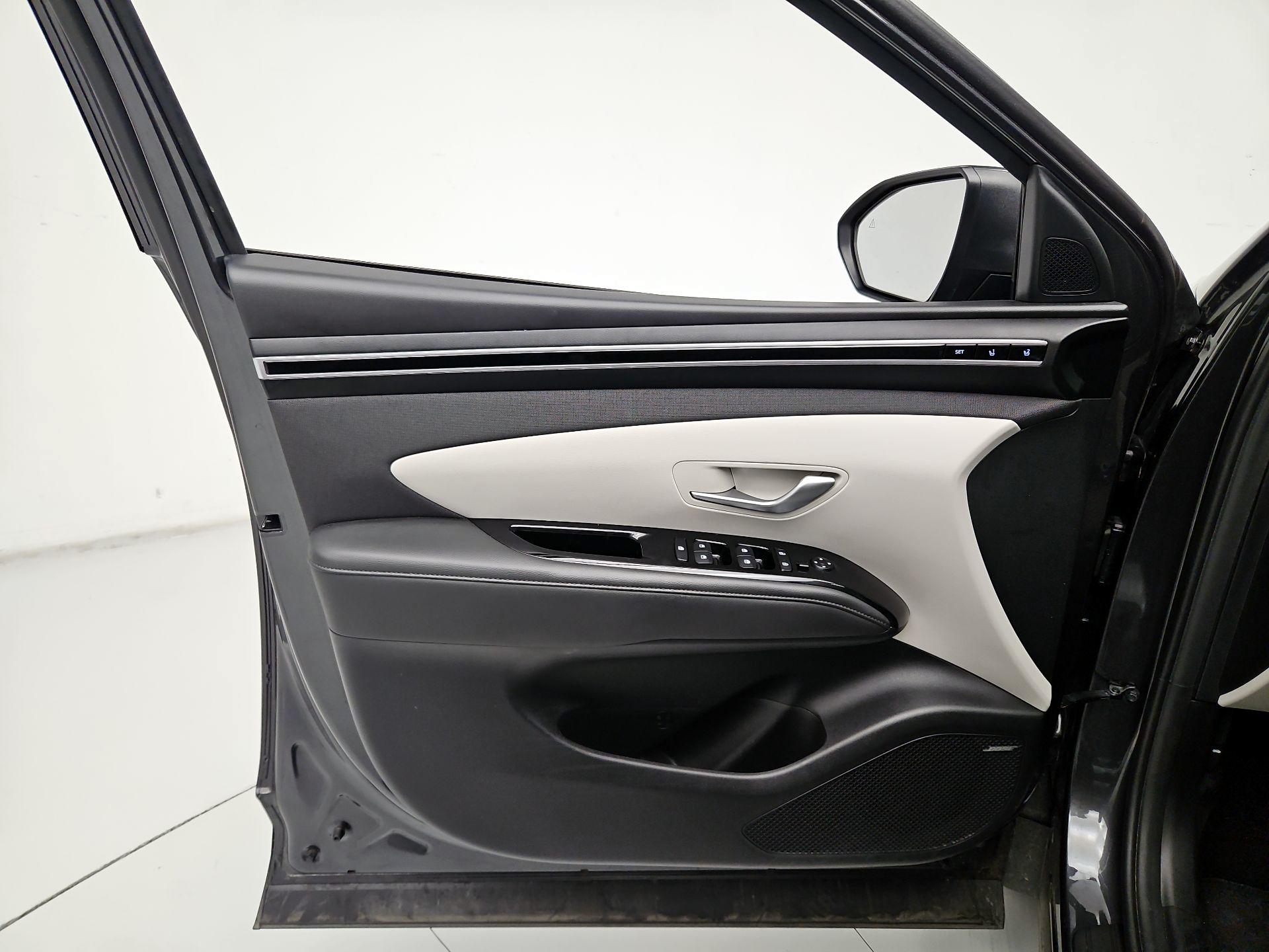 Thumbnail: 2023 Hyundai Tucson - 12