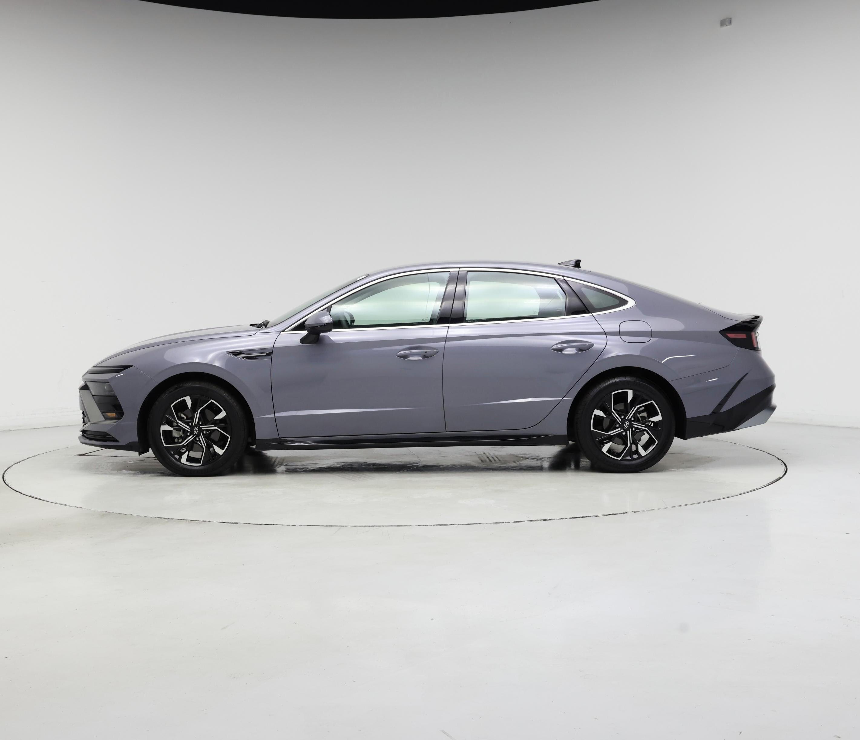 Thumbnail: 2024 Hyundai Sonata - 3