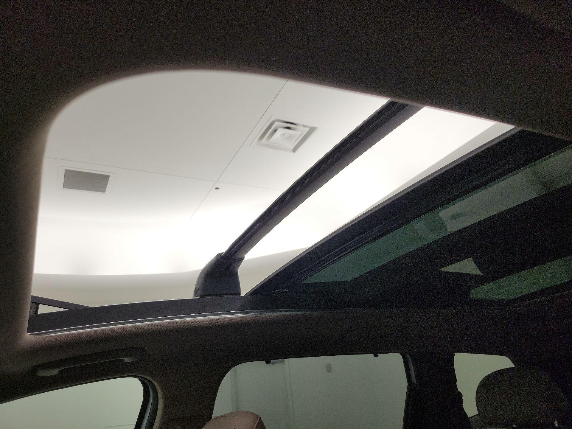 Thumbnail: 2022 Hyundai Santa Fe - 20