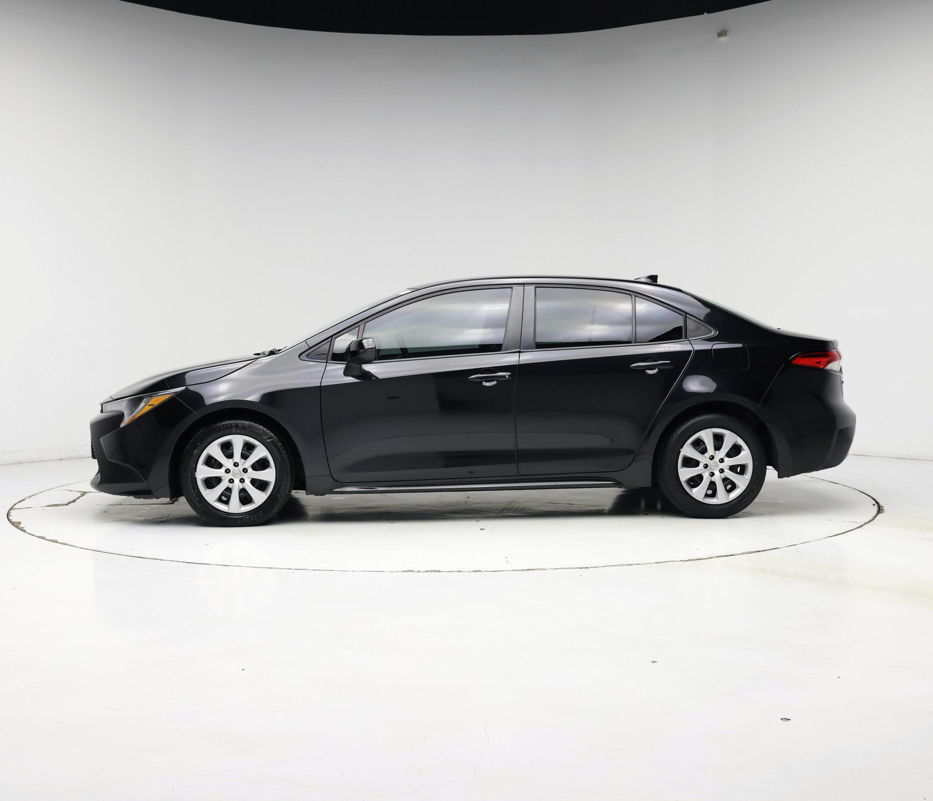 Thumbnail: 2021 Toyota Corolla - 3