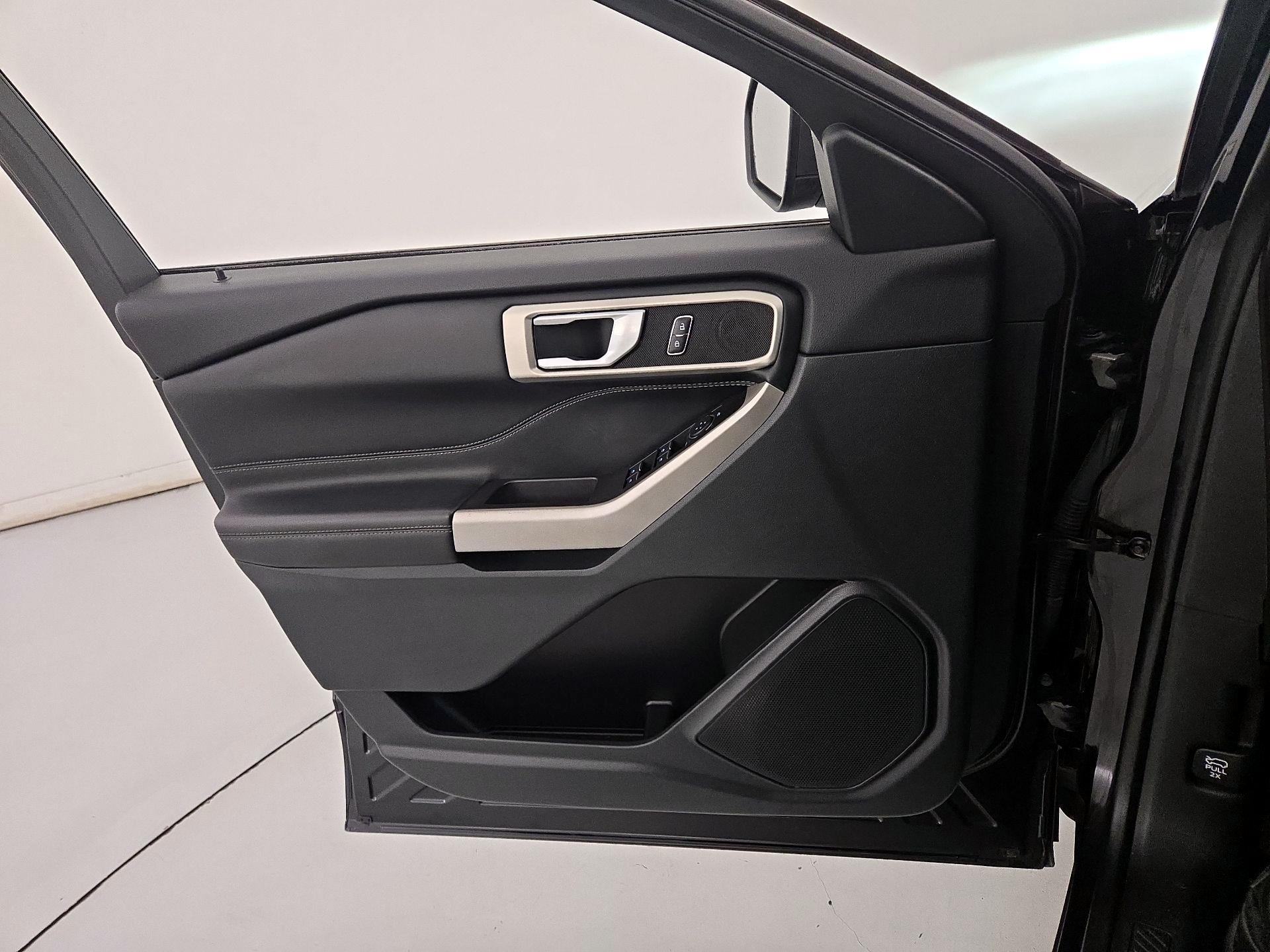 Thumbnail: 2023 Ford Explorer - 12