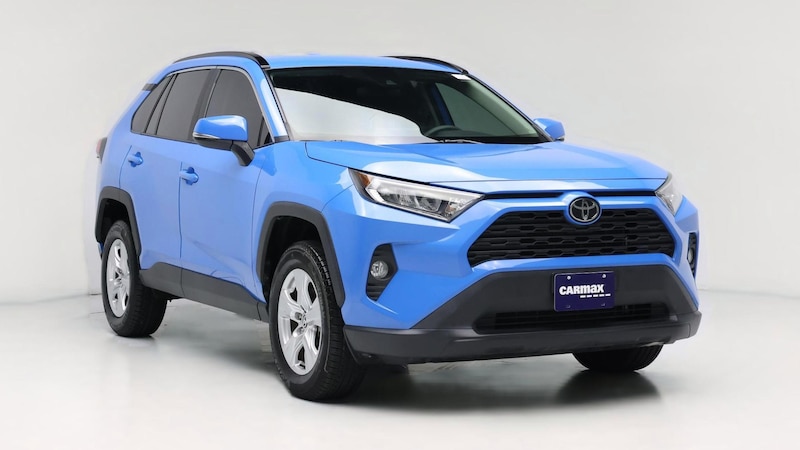 2020 Toyota RAV4 XLE Hero Image