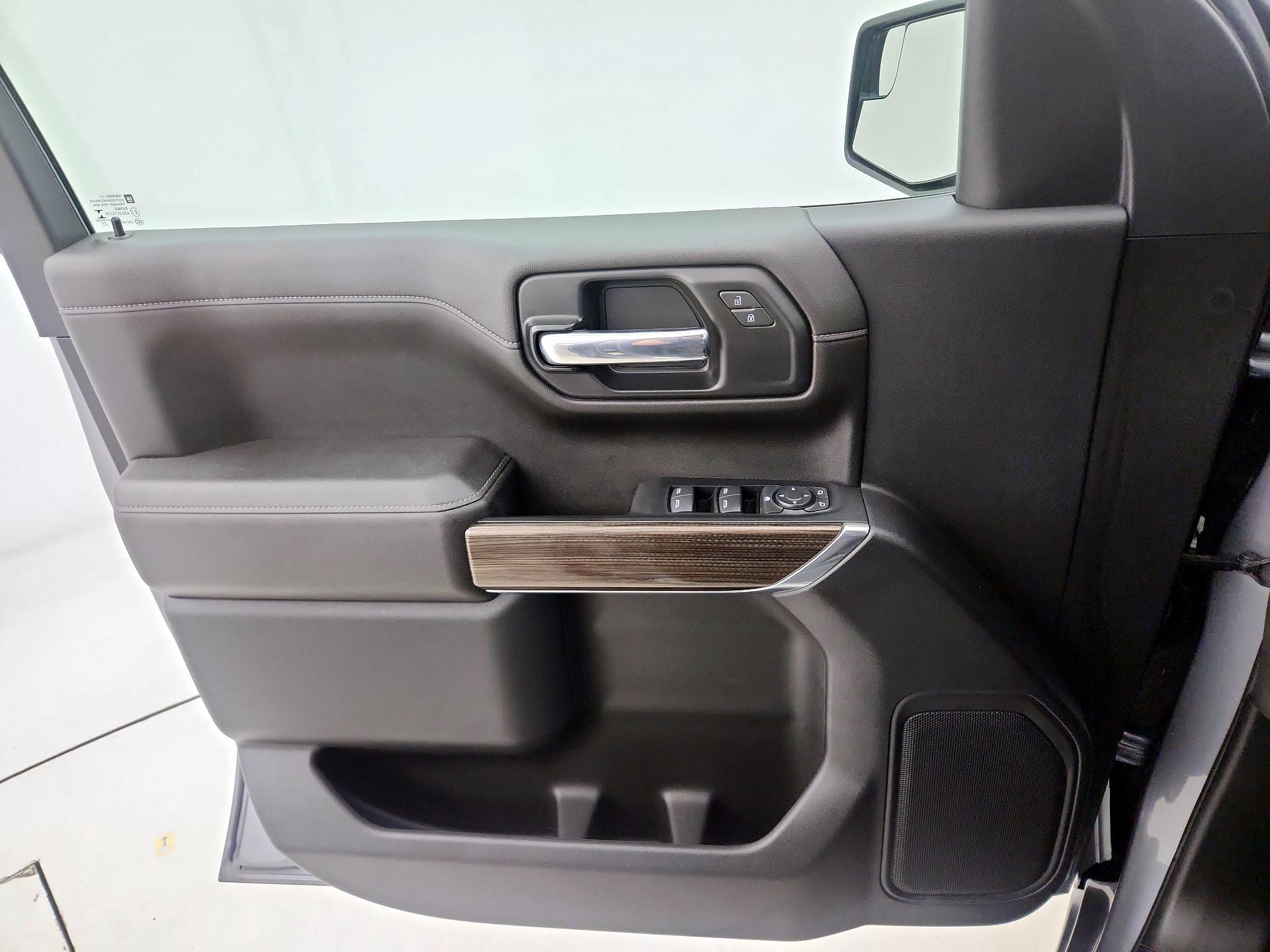 Thumbnail: 2022 Chevrolet Silverado 1500 - 12
