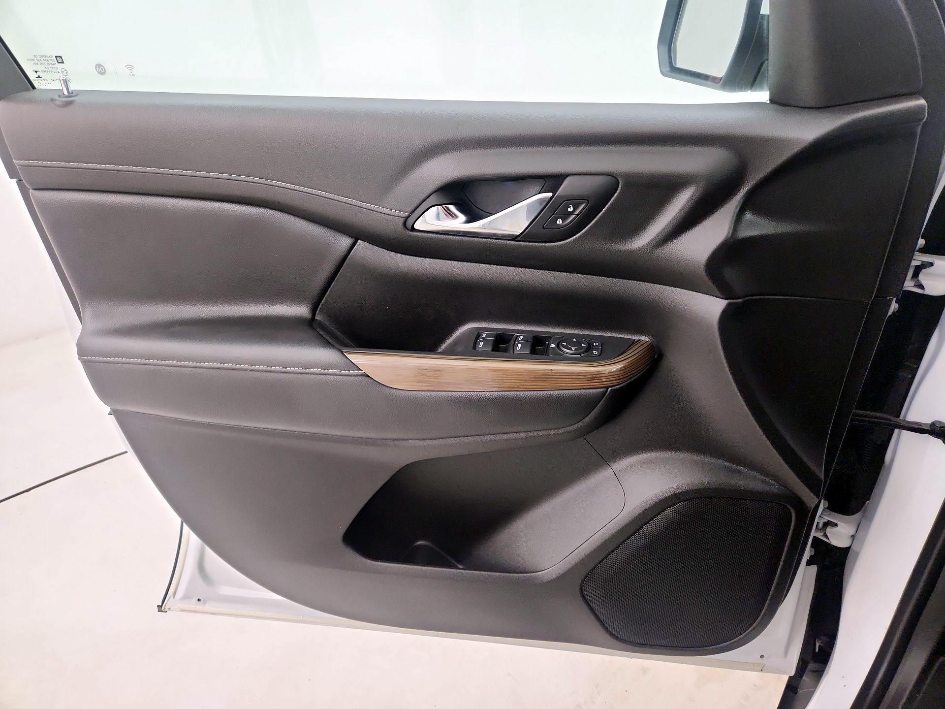 Thumbnail: 2021 GMC Acadia - 12