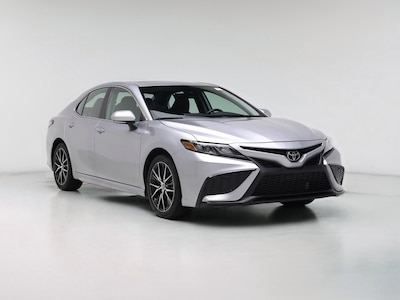 Silver 2024 Toyota Camry SE