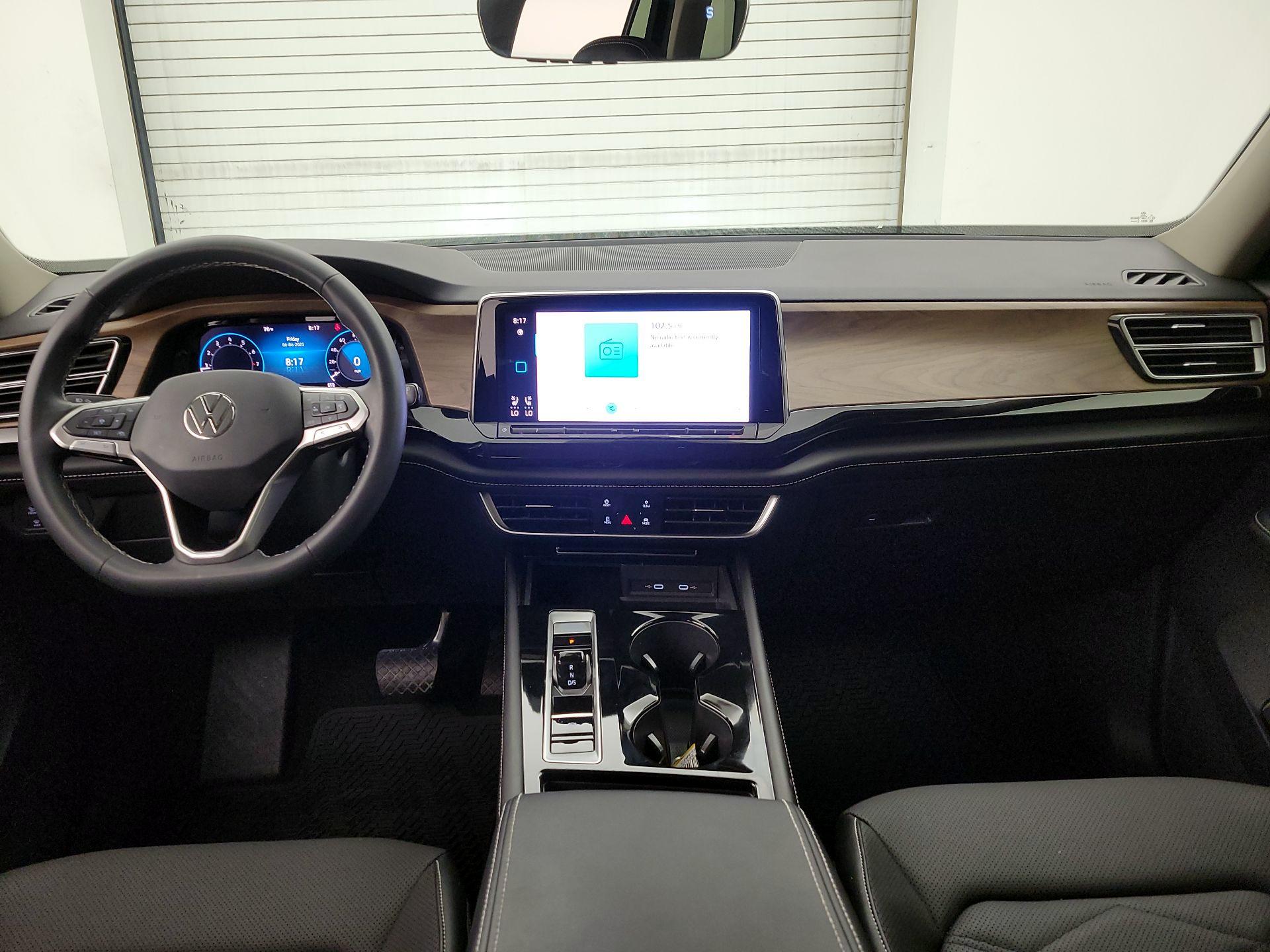 Thumbnail: 2024 Volkswagen Atlas - 9
