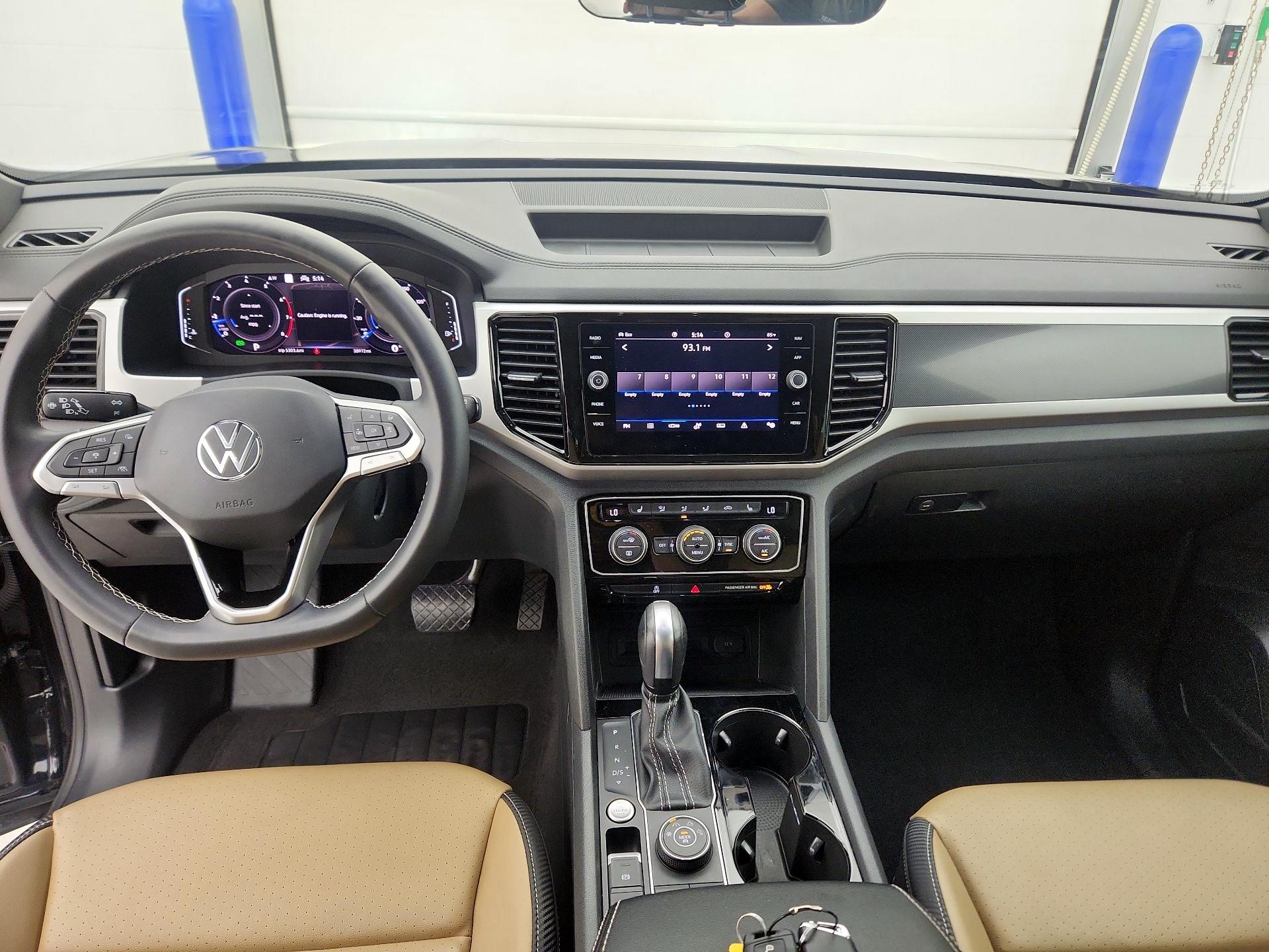 Thumbnail: 2022 Volkswagen Atlas - 9