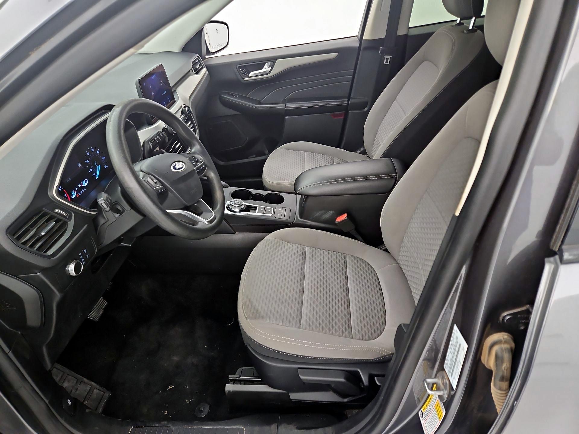 Thumbnail: 2021 Ford Escape - 11